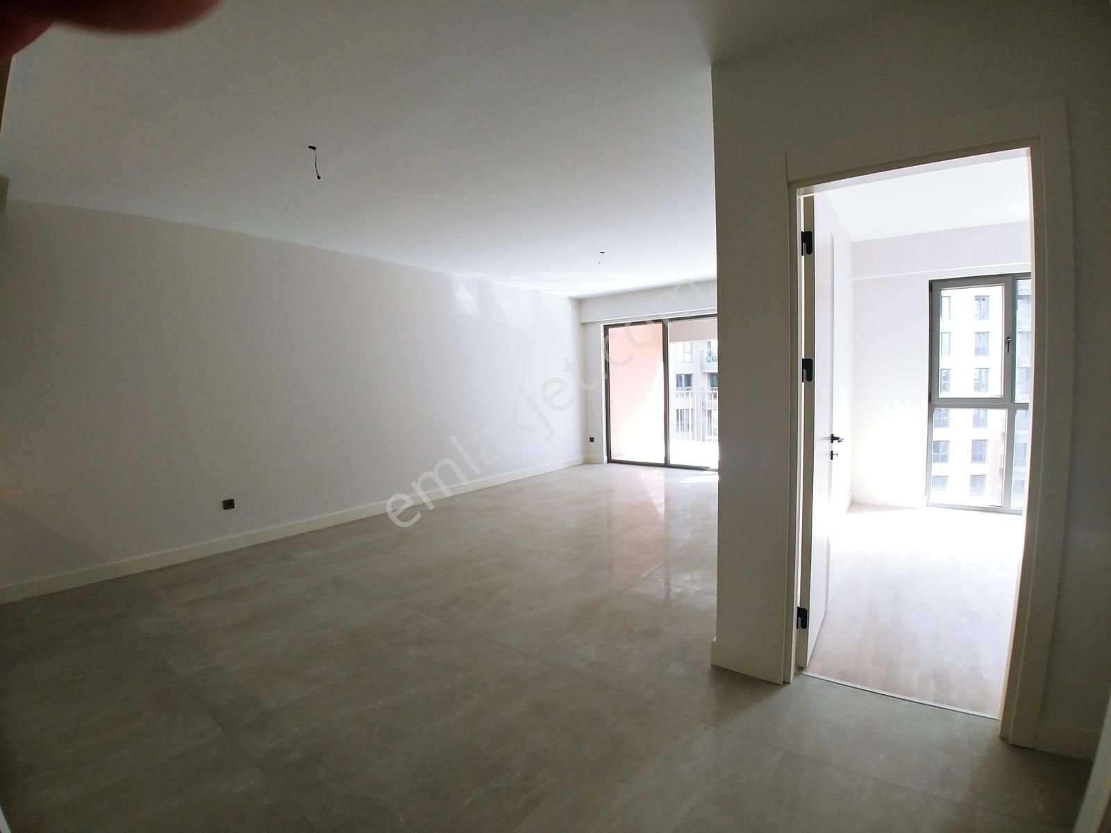 Adress Life Olgun'dan Sinpaş Koru Aura'da Ara Katta Büyük Balkon - Görsel 11