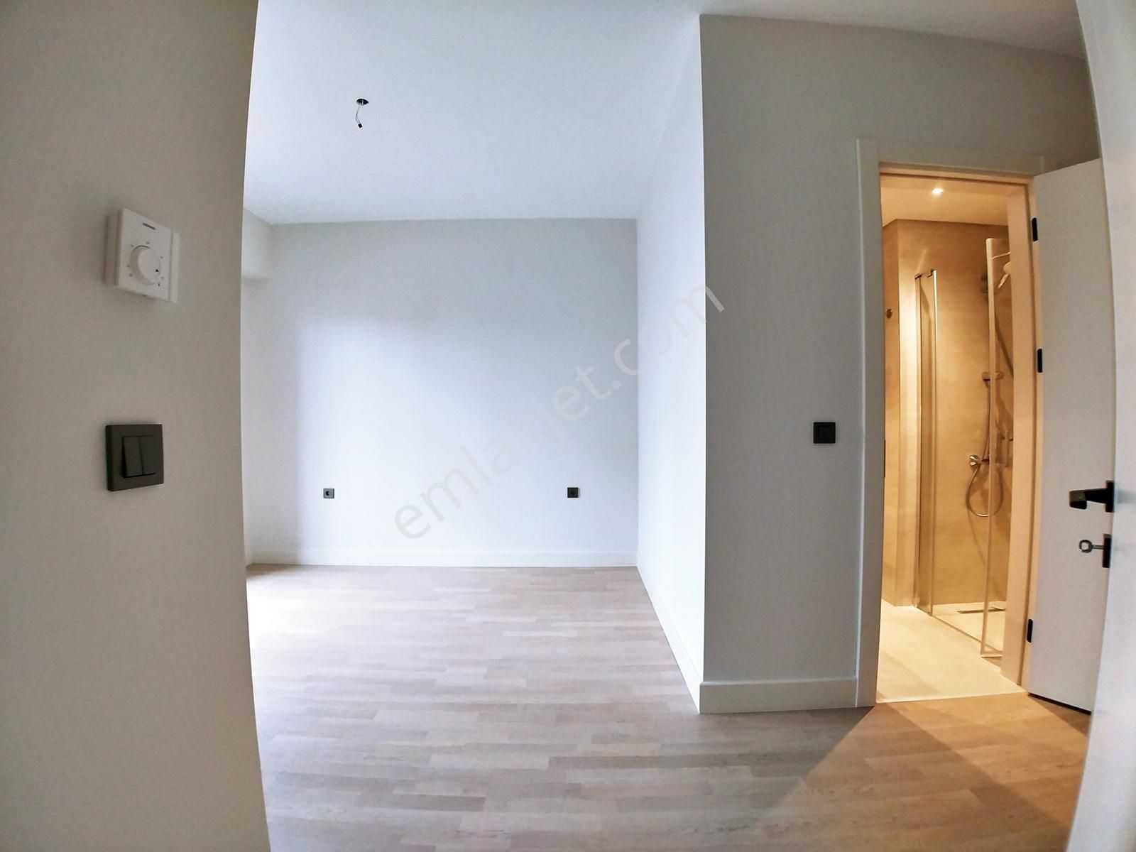 Adress Life Olgun'dan Sinpaş Koru Aura'da Ara Katta Büyük Balkon - Görsel 6