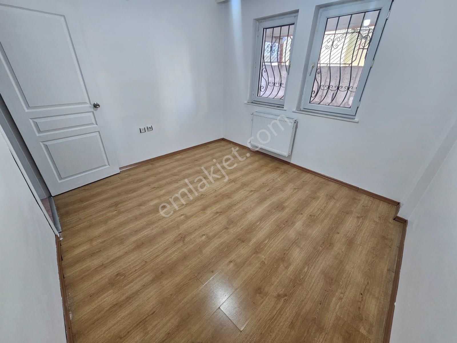 Karapürçek'te Merkezi Konumda Kilerli Masrafsız 2+1 Satılık Daire !! - Görsel 14