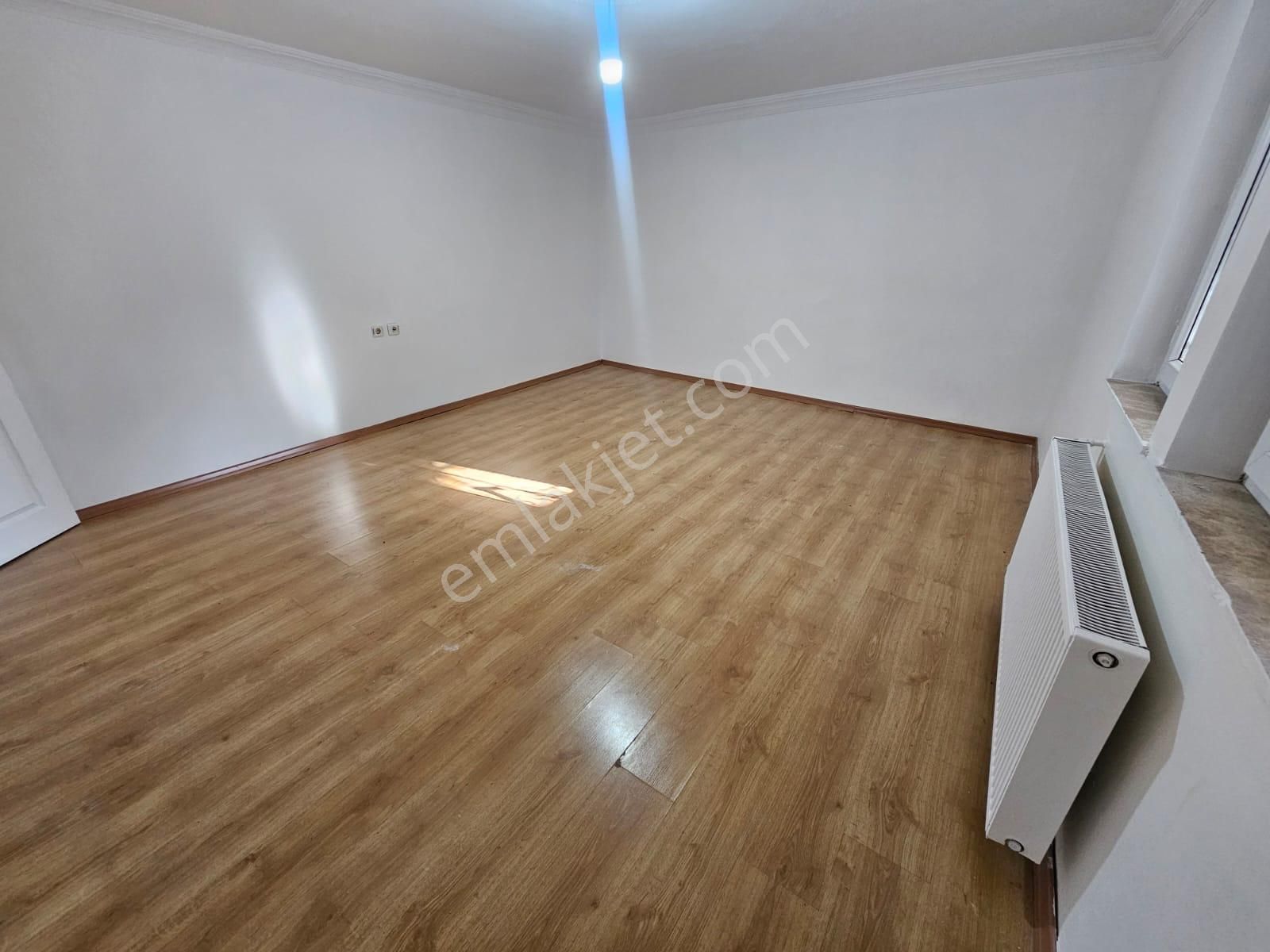 Karapürçek'te Merkezi Konumda Kilerli Masrafsız 2+1 Satılık Daire !! - Görsel 12