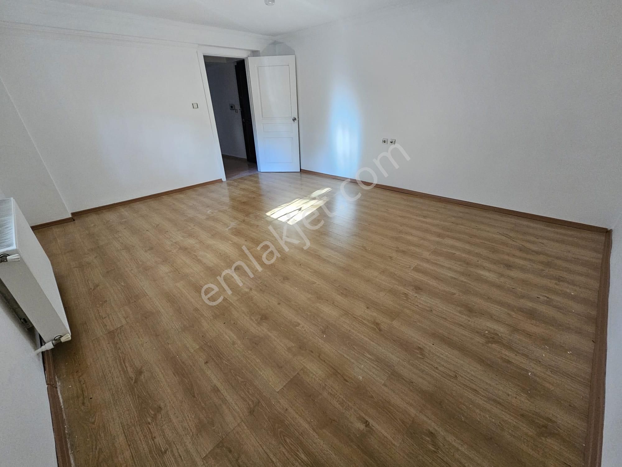 Karapürçek'te Merkezi Konumda Kilerli Masrafsız 2+1 Satılık Daire !! - Görsel 26