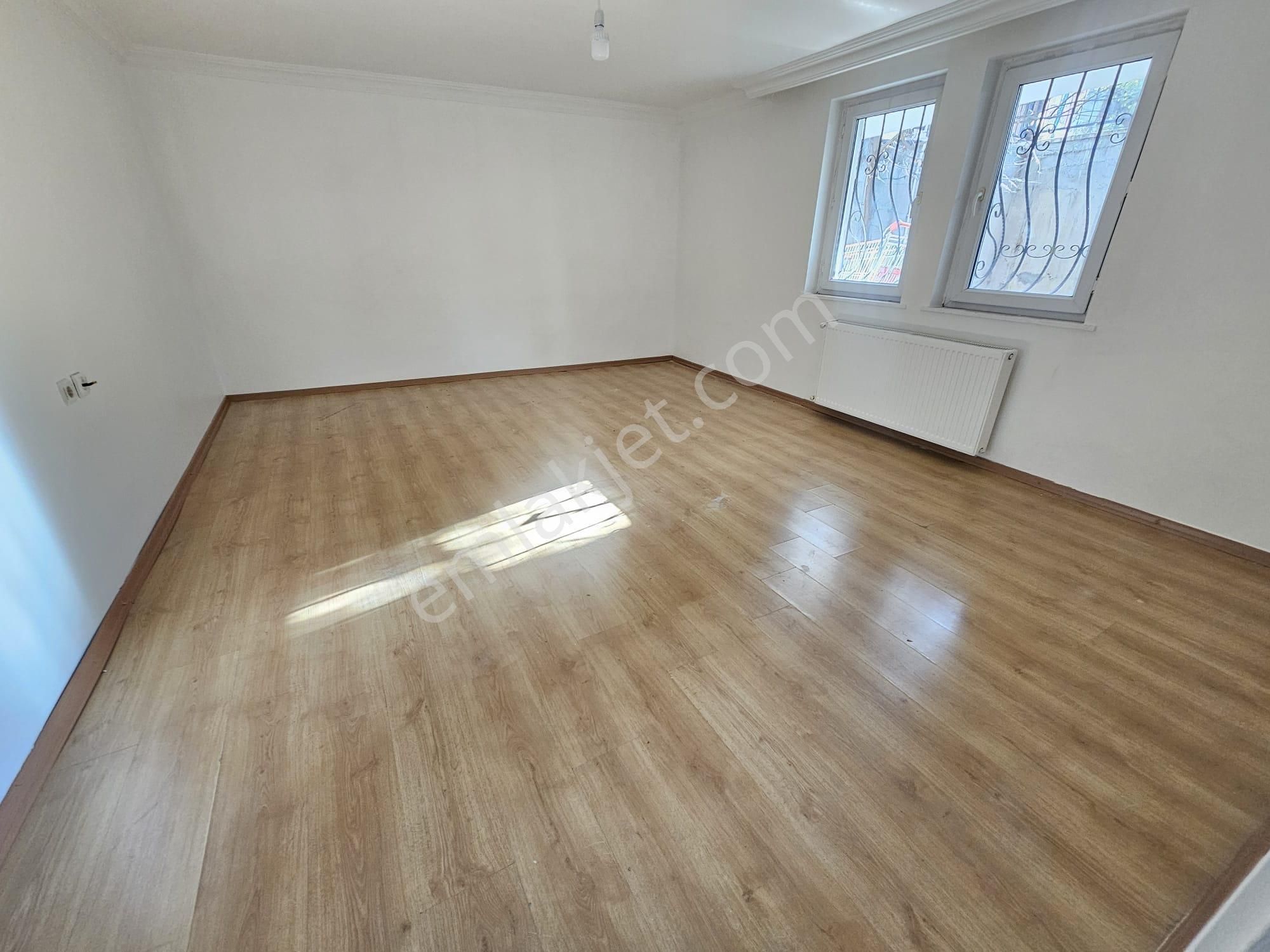 Karapürçek'te Merkezi Konumda Kilerli Masrafsız 2+1 Satılık Daire !! - Görsel 10