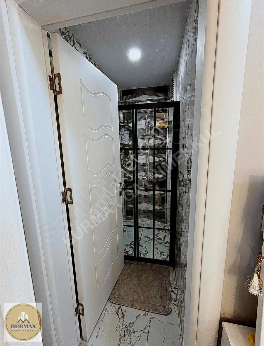 Millet Mahallesinde İçi Full Yapılı 3+1 Daire - Görsel 16