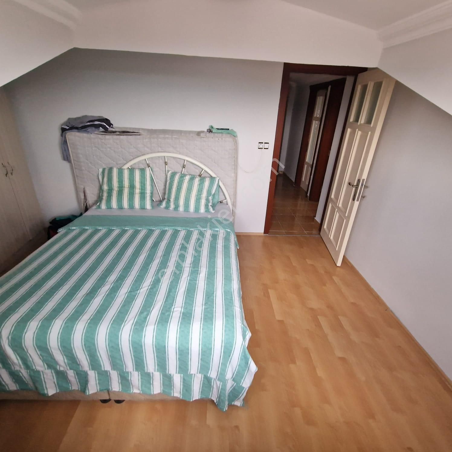 Zümrüt Mah.de Depozitosuz Muhteşem Manzaralı 2+1 Geniş Teraslı Kiralık Çatı Katı - Görsel 14