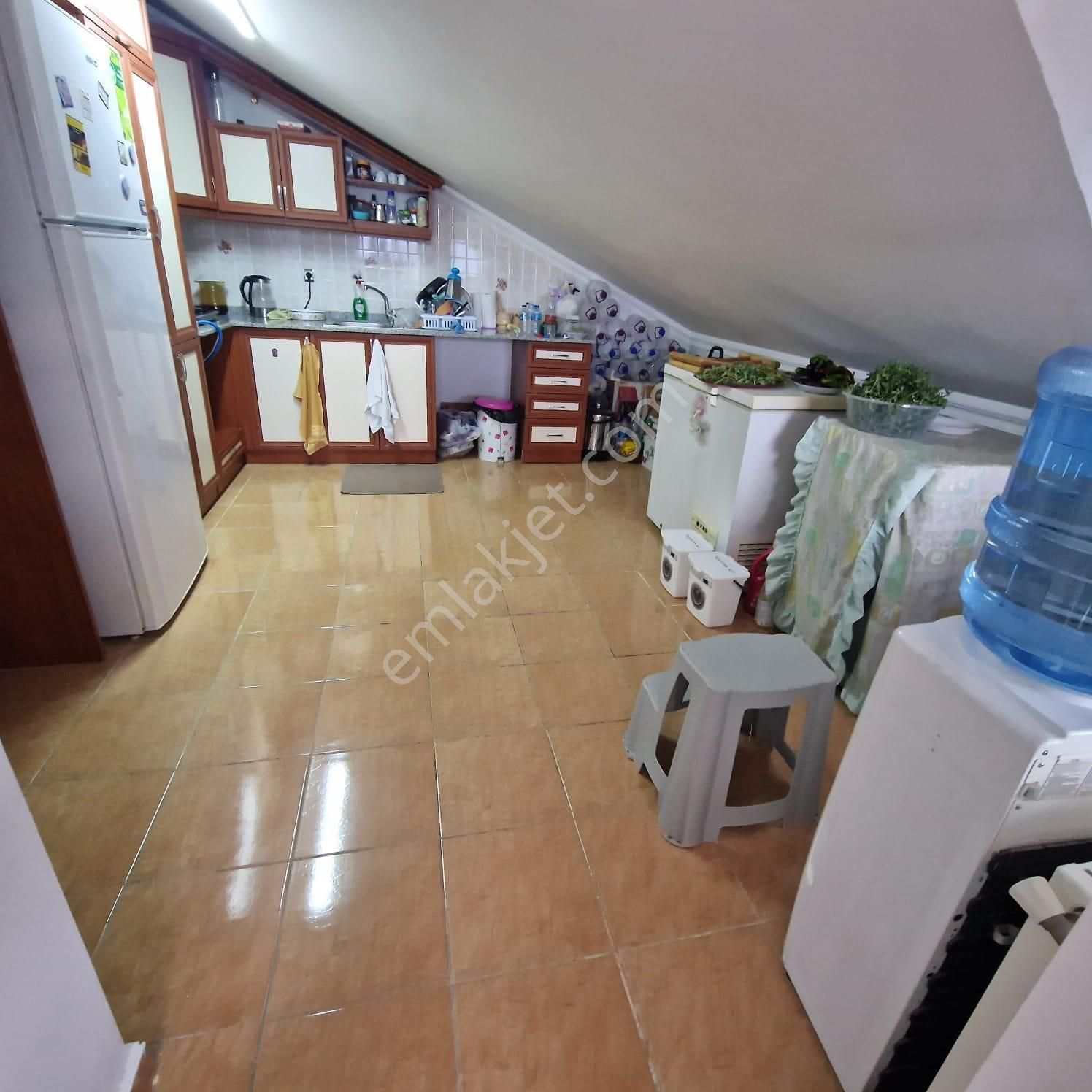 Zümrüt Mah.de Depozitosuz Muhteşem Manzaralı 2+1 Geniş Teraslı Kiralık Çatı Katı - Görsel 12