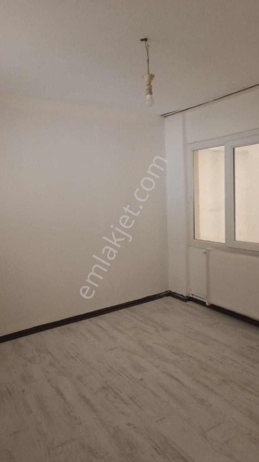 Bornova Atatürk Mah. 3+1 Doğalgazlı Kiralik Bahçe Katı Daire - Görsel 6