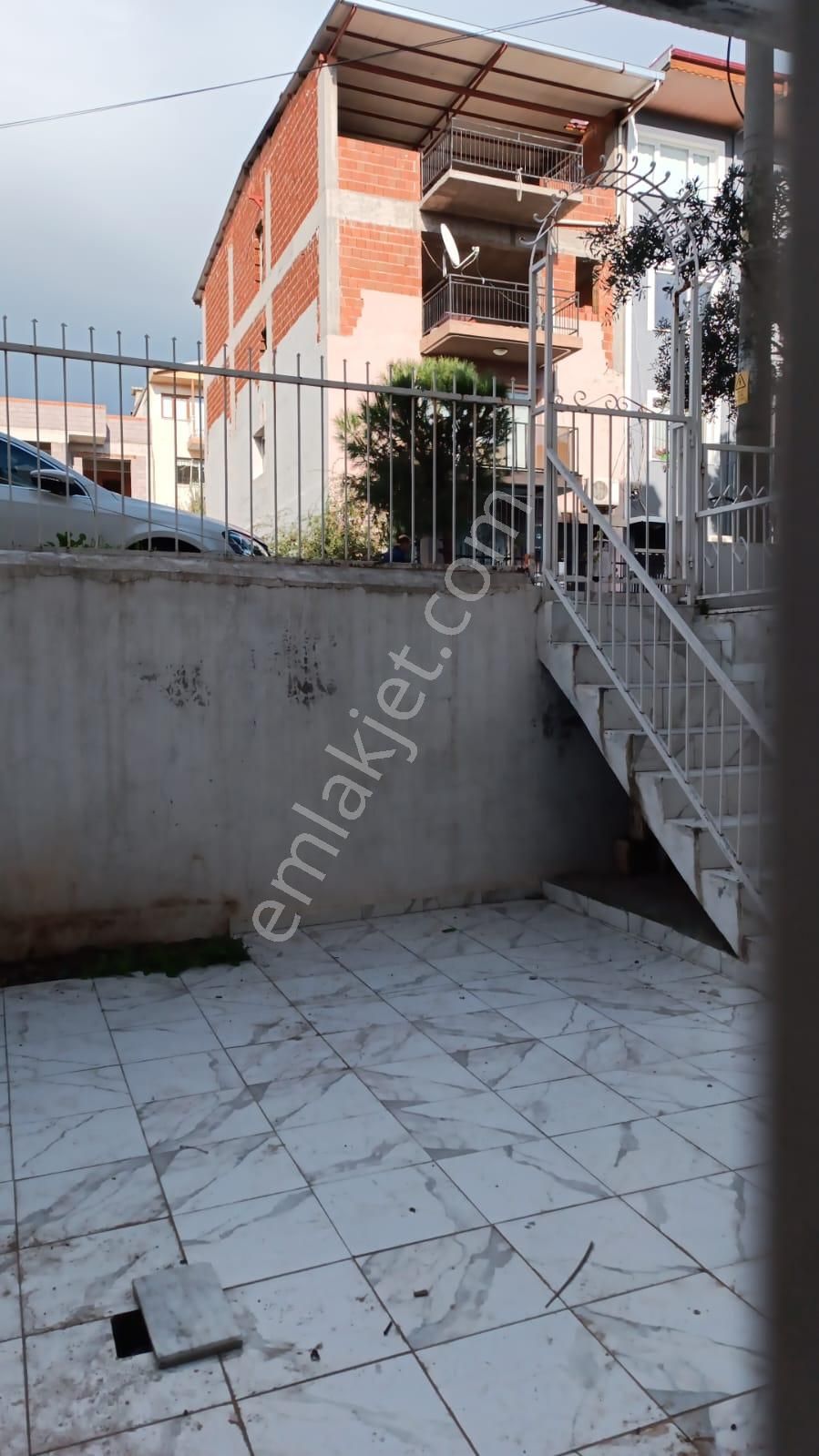 Bornova Atatürk Mah. 3+1 Doğalgazlı Kiralik Bahçe Katı Daire - Görsel 8