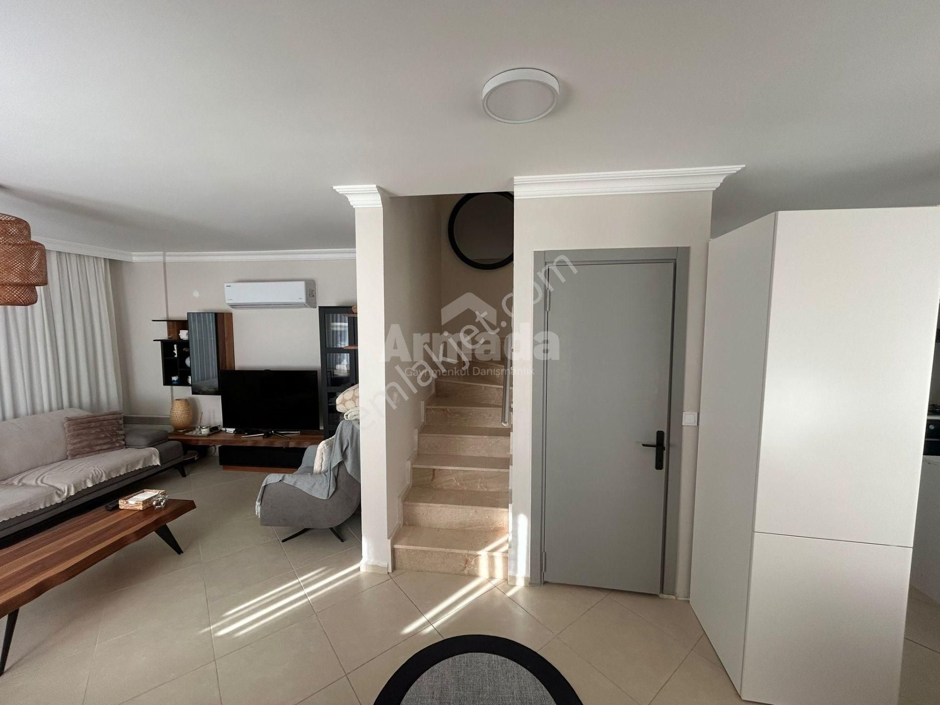 Kuşadası Caferli Cypress Valley'de 4+1 Satılık Villa - Görsel 16