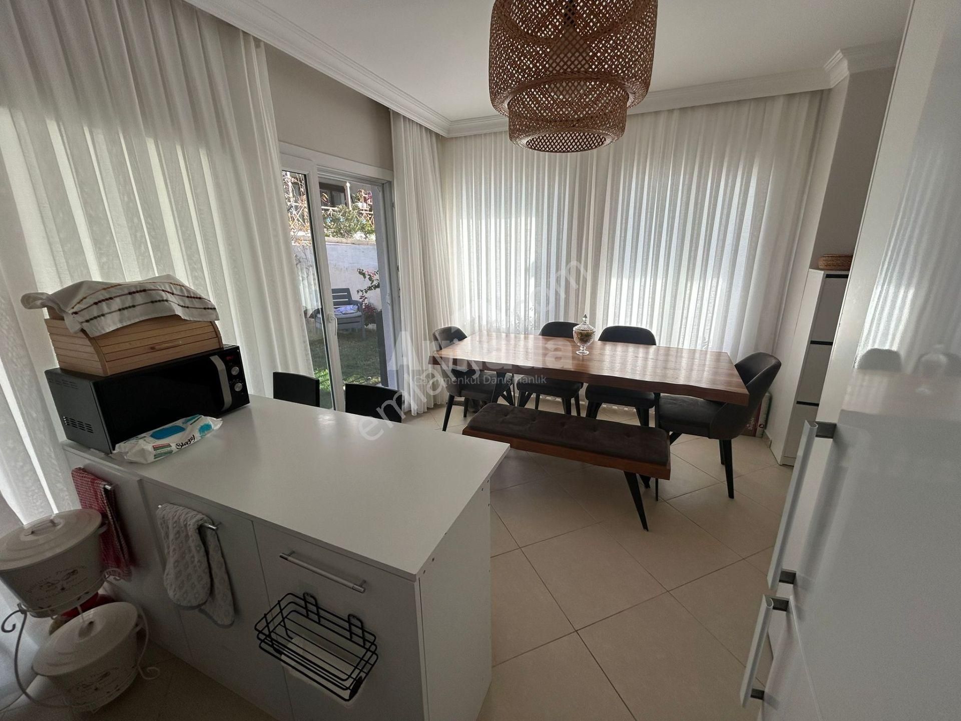 Kuşadası Caferli Cypress Valley'de 4+1 Satılık Villa - Görsel 10