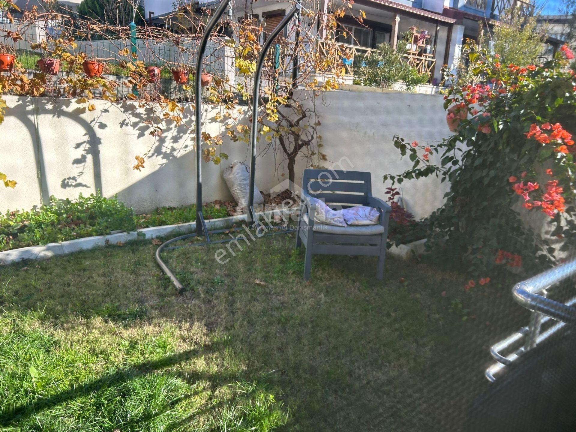 Kuşadası Caferli Cypress Valley'de 4+1 Satılık Villa - Görsel 9