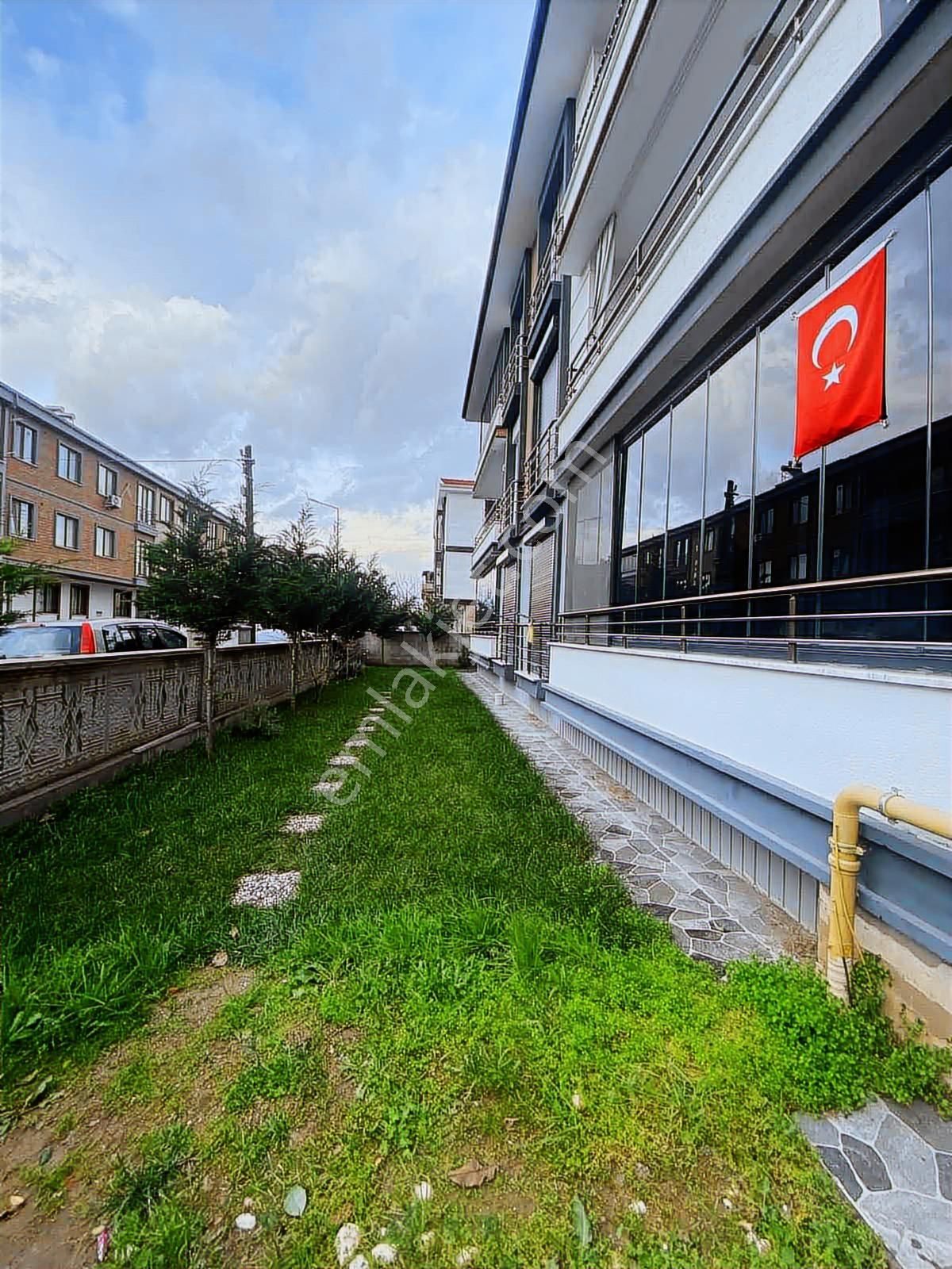 Prestijden Kemalpaşada Kapalı Mutfak Muhteşem 2+1 Daire - Görsel 15