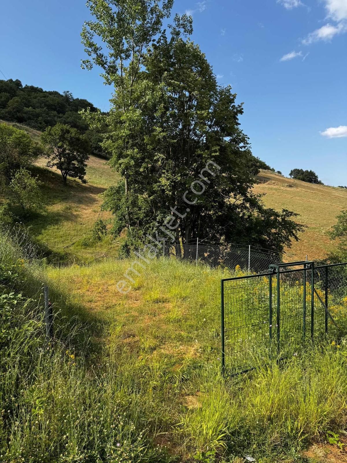 Beynil'den Satılık Kestel Yağmurlu 300m2 Hobi Bahçesi