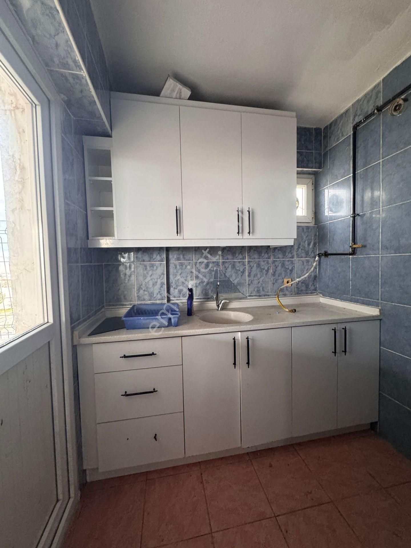 Yiğitler Mahallesinde 1+1 Geniş Teraslı Kiralık Daire - Görsel 4