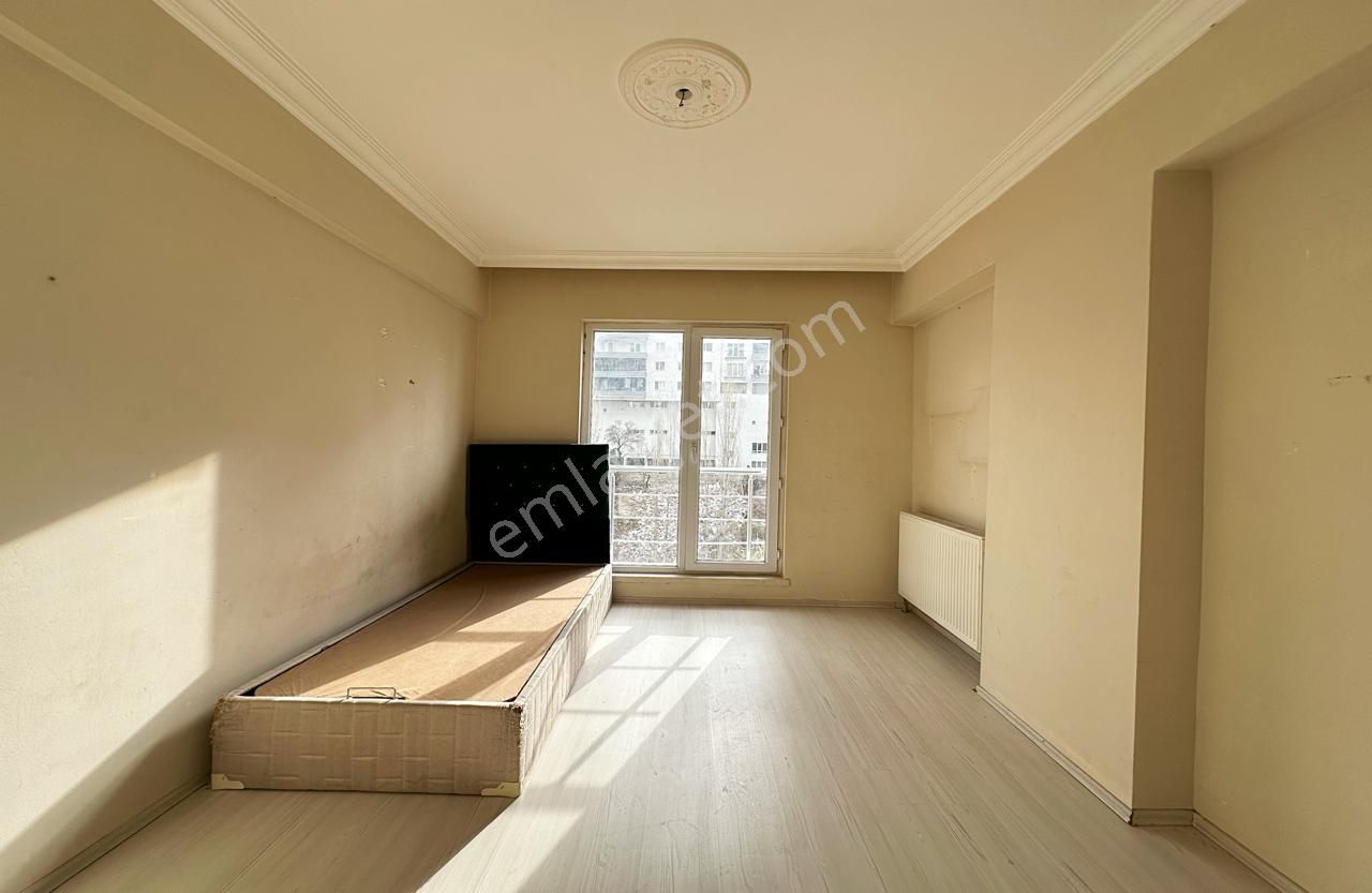 Yeşilbayır'da Ara Katta Full Yapılı 3+1 Satılık Daire !! - Görsel 11