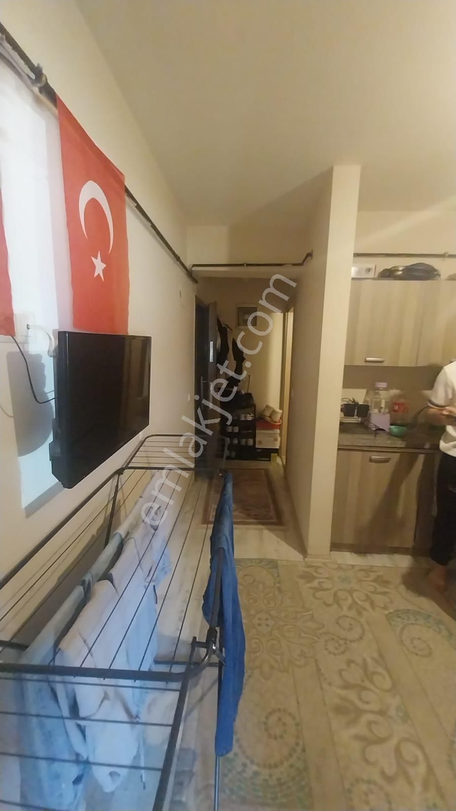 Uşak Merkez Ünalan Mahallesi 1+1 Satılık Apart - Görsel 5