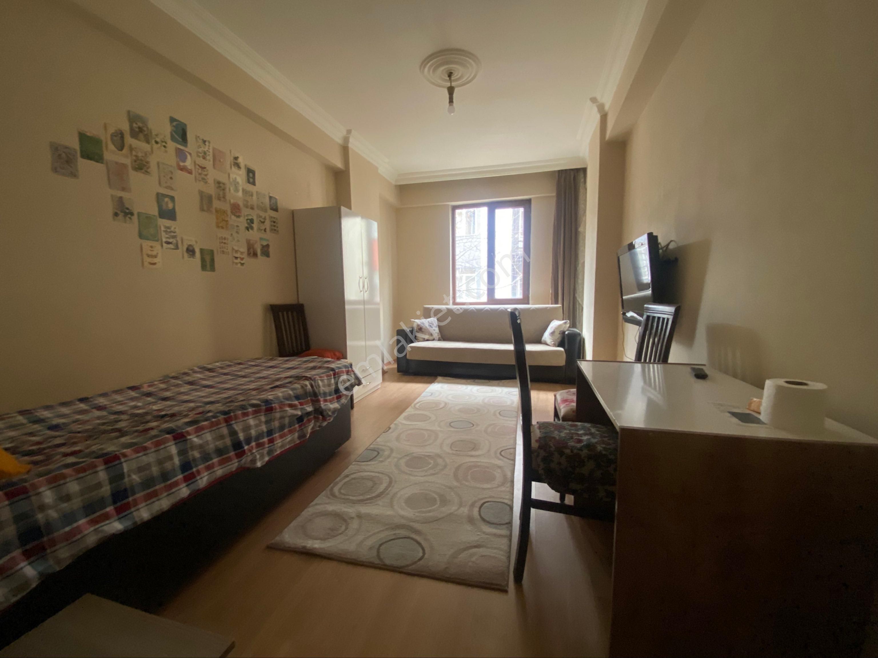 Sevgim Gayrimenkul'den Bahçelievler Mahallesi'nde Satılık Fırsat 1+1 Daire