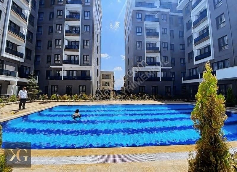 Pruva'dan Görüklede Site İçerisinde 2+1 Arakatta Satılık Daire - Görsel 4