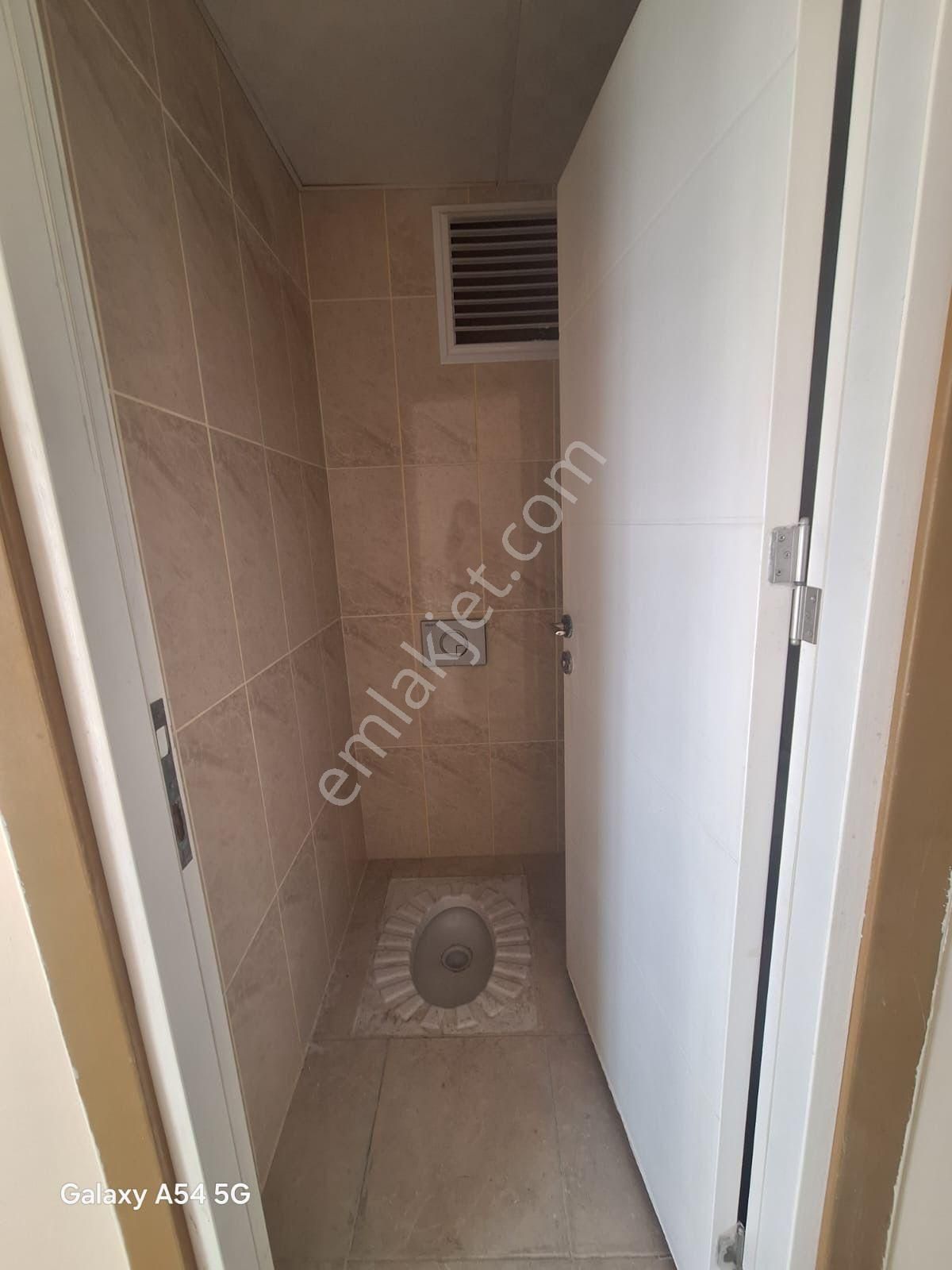 Adana Sarıçamda Çarkıparede 3+1 Açık Mutfak Kiralık Caddye Yakın Fırsat Daire - Görsel 3