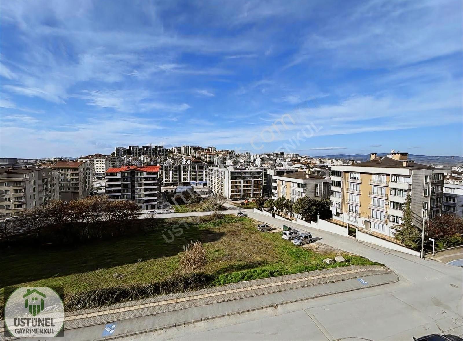 Üstünel'den Manzaralı Geniş Balkonlu Lüks 2+1 Arakat Daire - Görsel 9