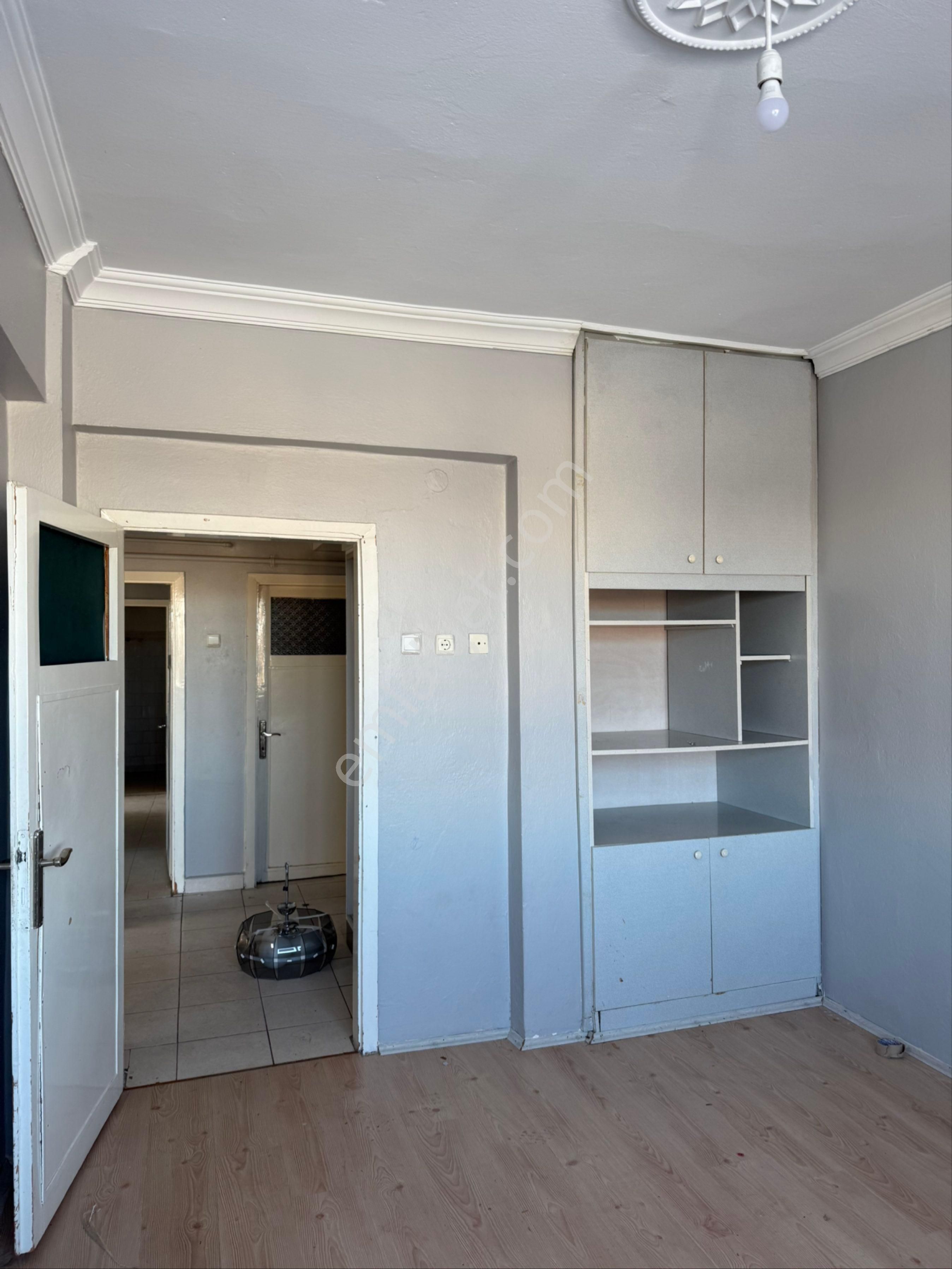 Bünyan Cumhuriyet Mahallesinde Kombili Güney Cepheli Daire - Görsel 29