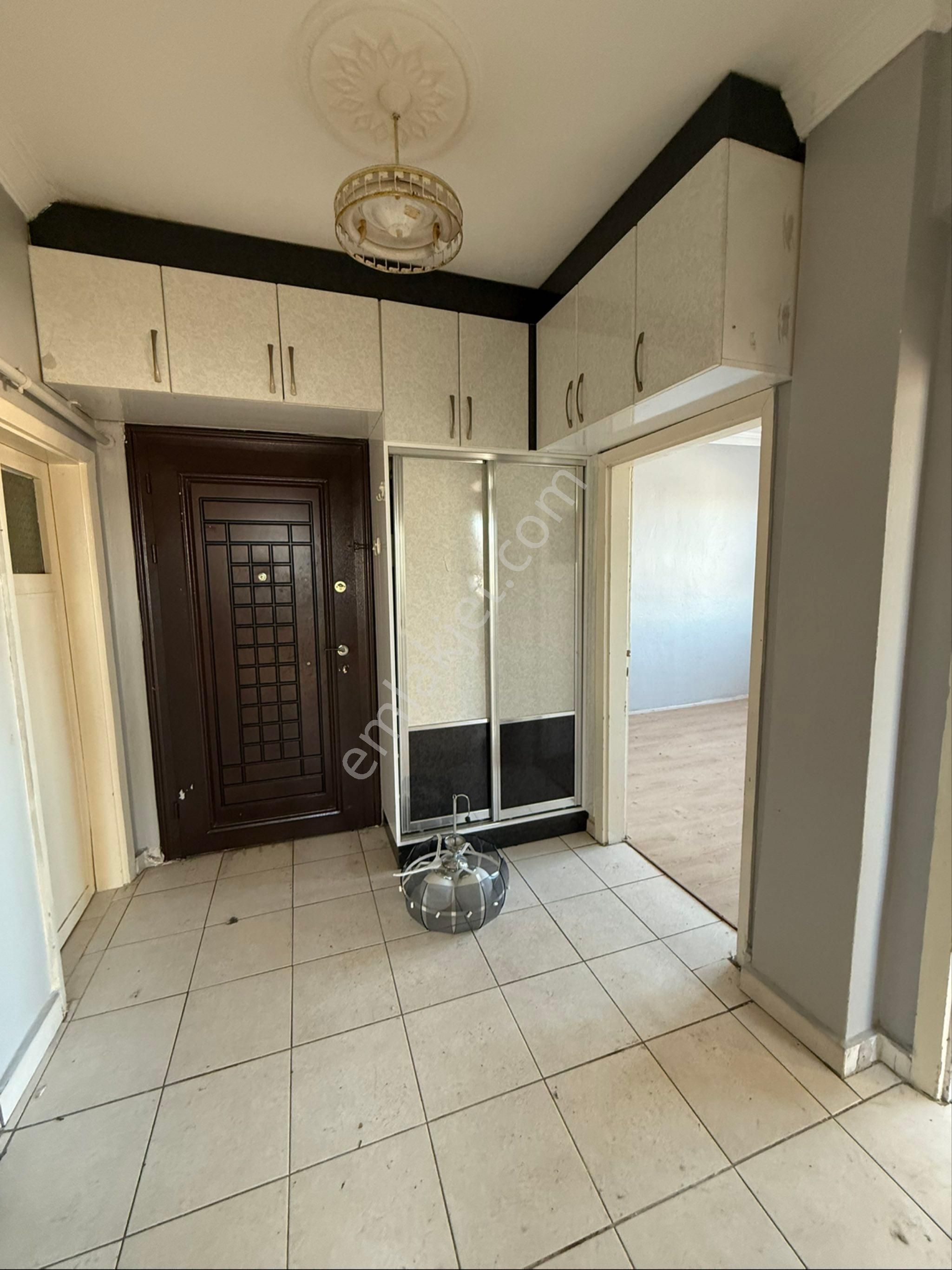 Bünyan Cumhuriyet Mahallesinde Kombili Güney Cepheli Daire - Görsel 13