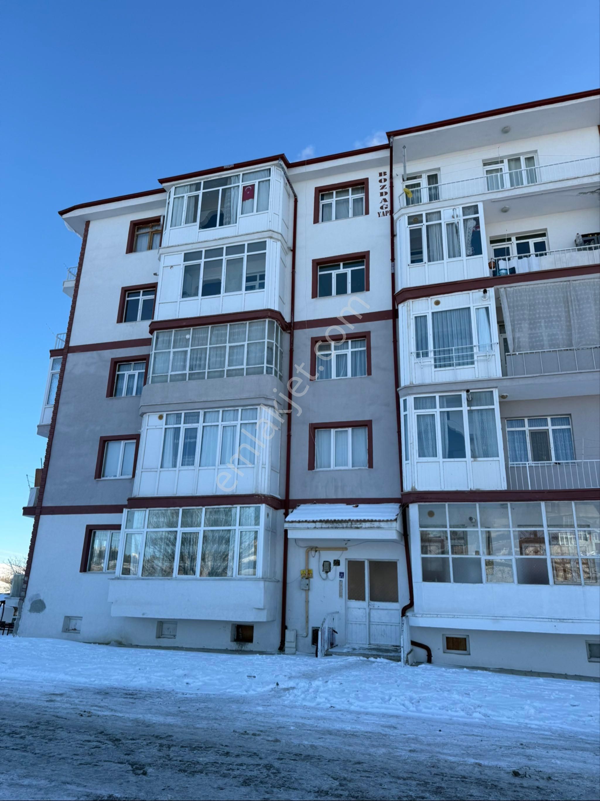 Bünyan Cumhuriyet Mahallesinde Kombili Güney Cepheli Daire - Görsel 4