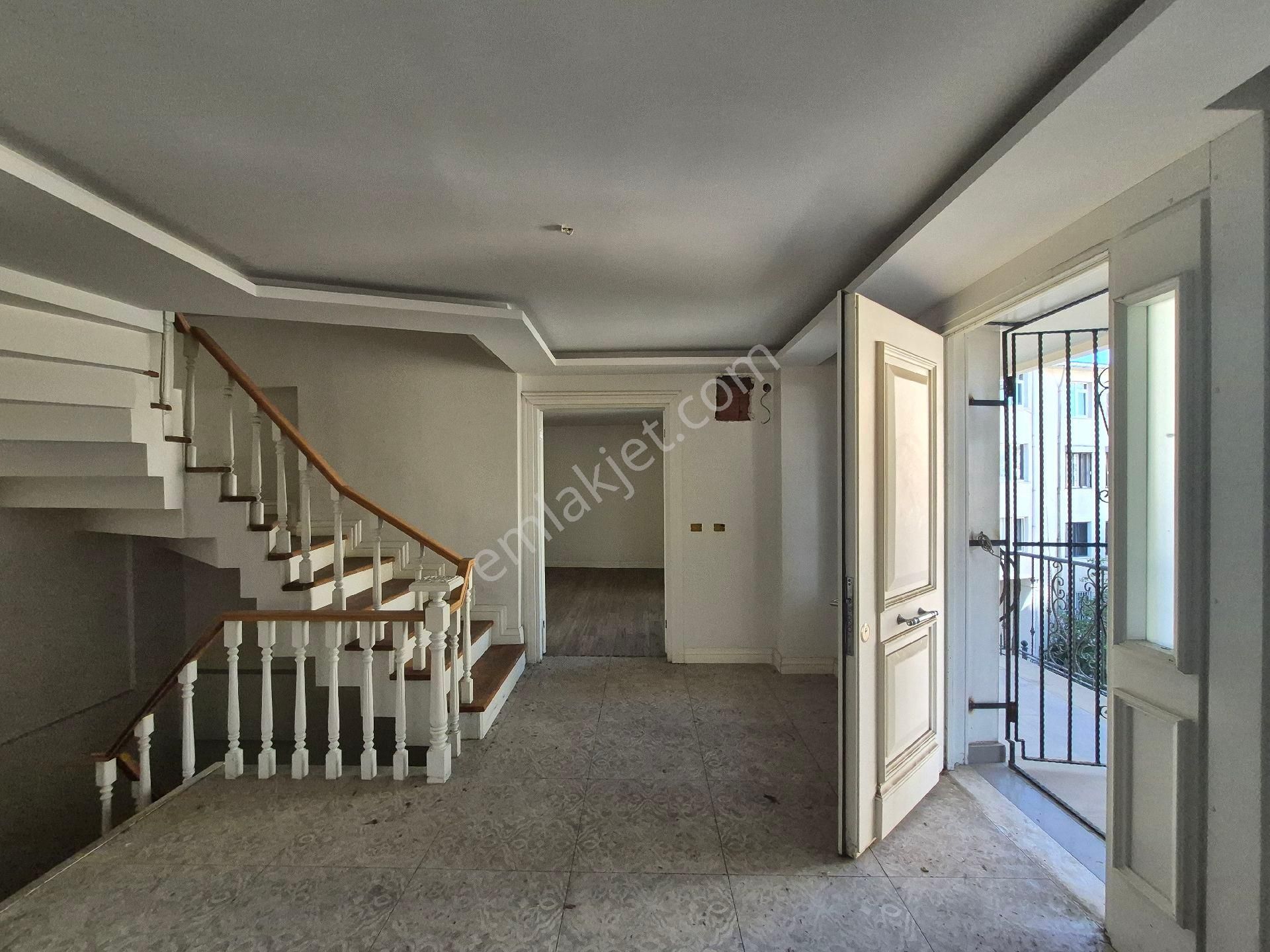 Ortaköy'de 500 M² Satılık 5 Katlı Villa/ Bina - Görsel 31