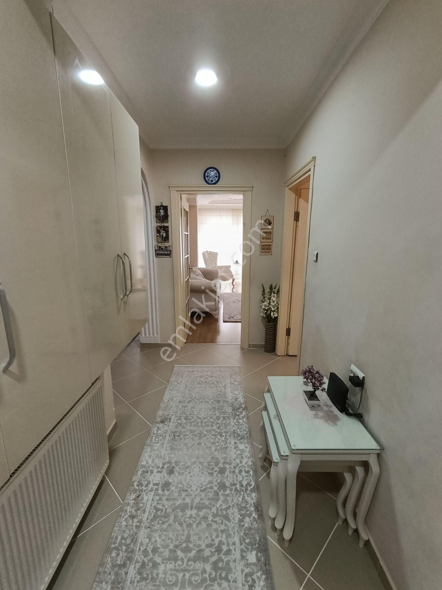 Yeni Binada!! Şanlı Emlaktan..çınarcık Çamlık Mevkii / 3+1 / 120m2 / Masrafsız / Ara Kat Daire - Görsel 15