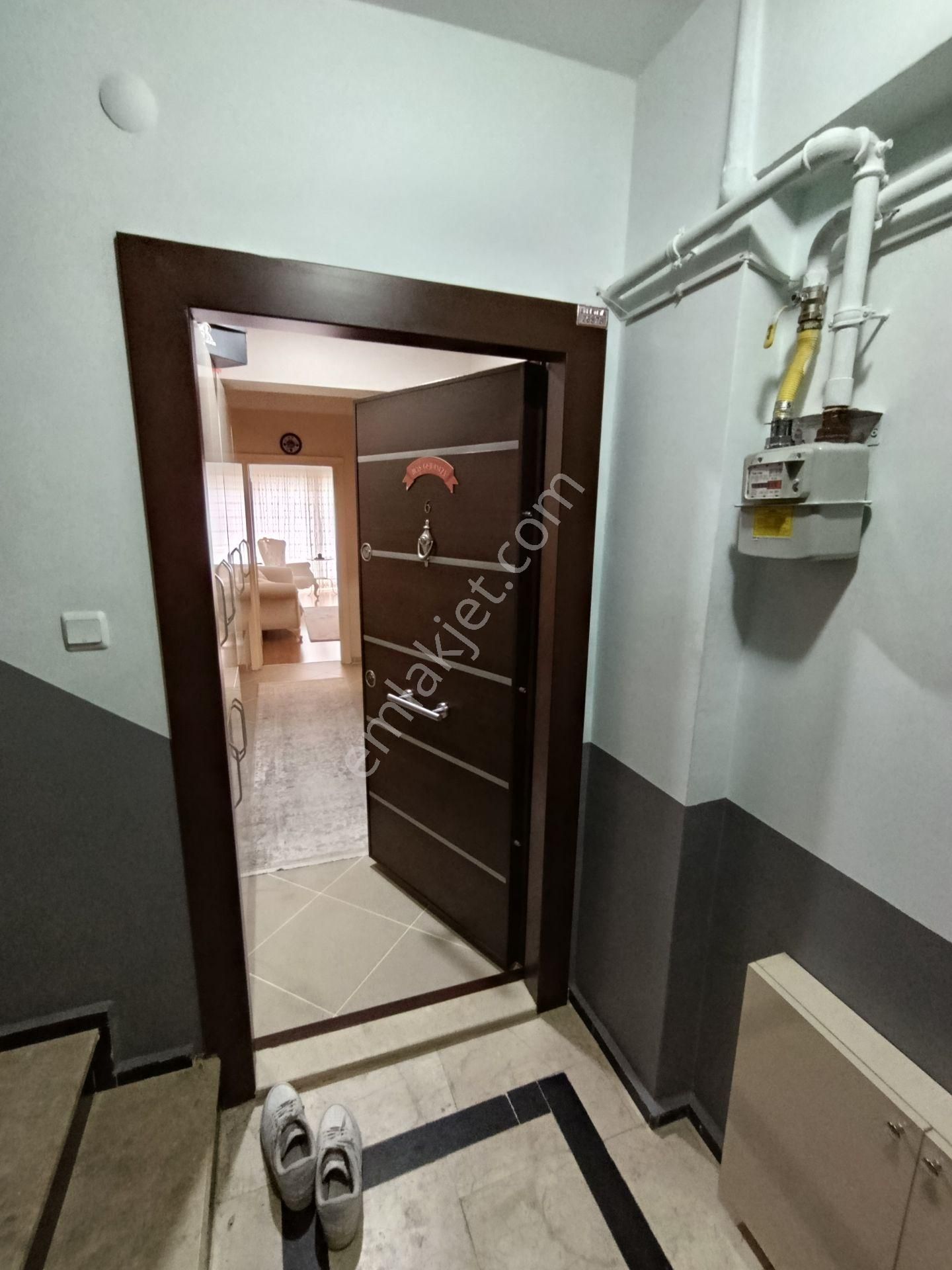 Yeni Binada!! Şanlı Emlaktan..çınarcık Çamlık Mevkii / 3+1 / 120m2 / Masrafsız / Ara Kat Daire - Görsel 29