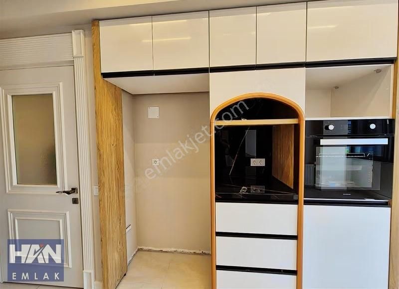 Han Emlak'tan Göz Dolduran Mimarisi İle Bağımsız Mutfaklı 2+1 - Görsel 5
