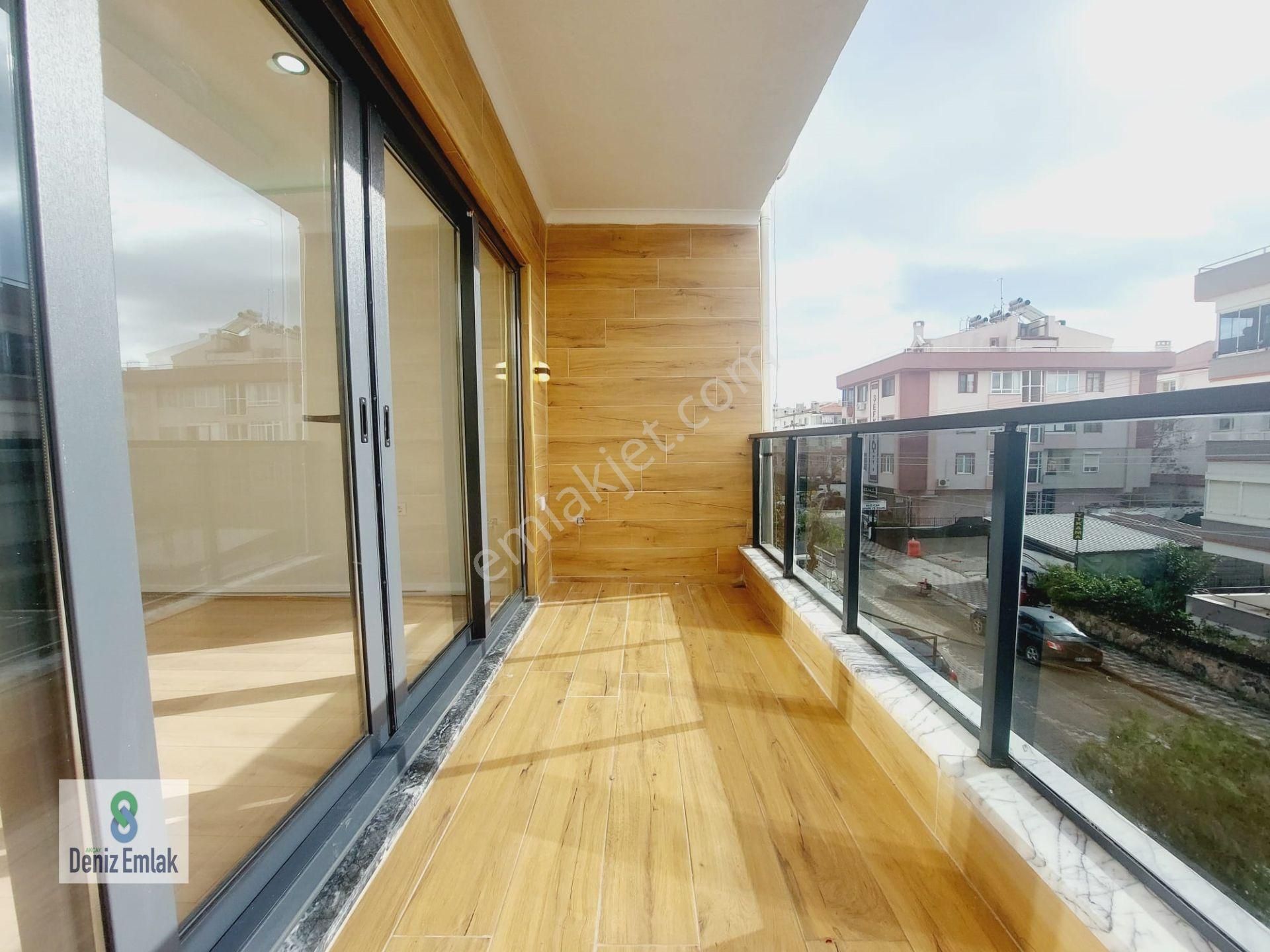 Denizden Akçay Sarıkızda Öncephe Komple Tadilatlı Satılık 2+1 Daire. - Görsel 35