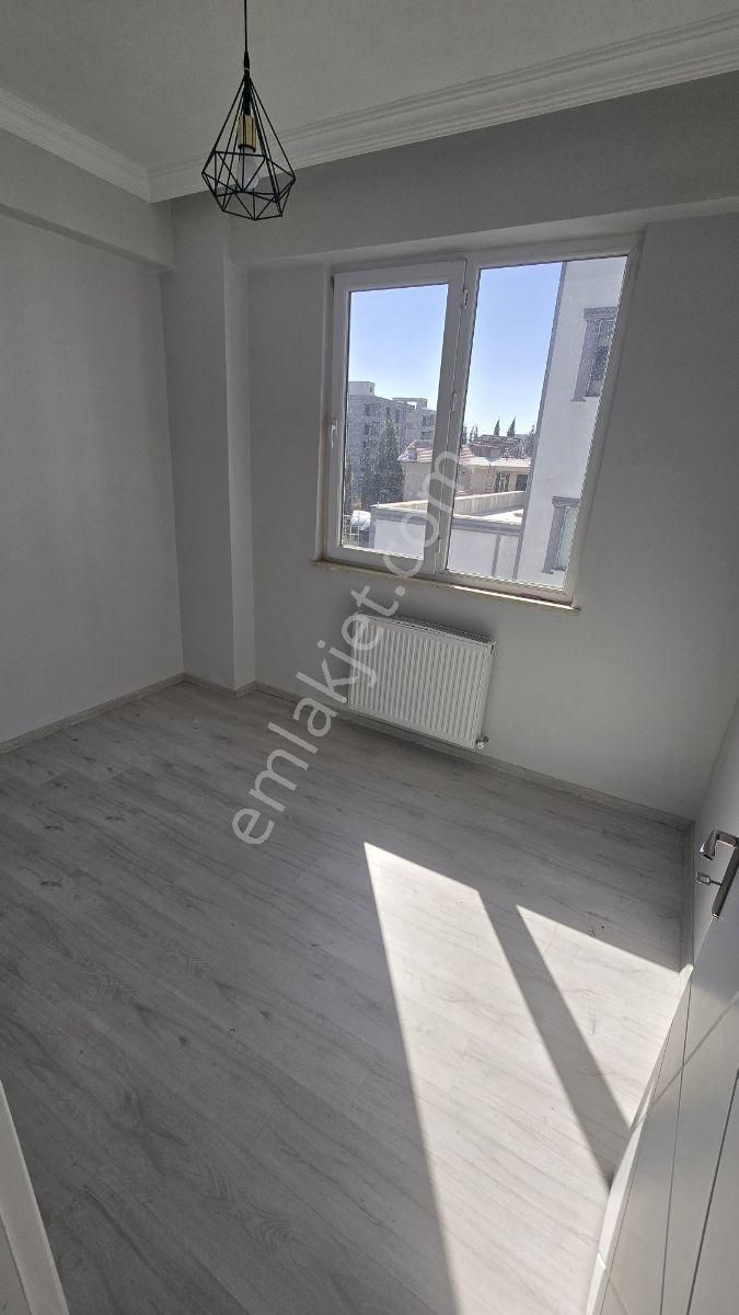 Anyapı Emlaktan Cumhuriyet Mah.'de Kiralık Dublex 3+1 Daire - Görsel 11