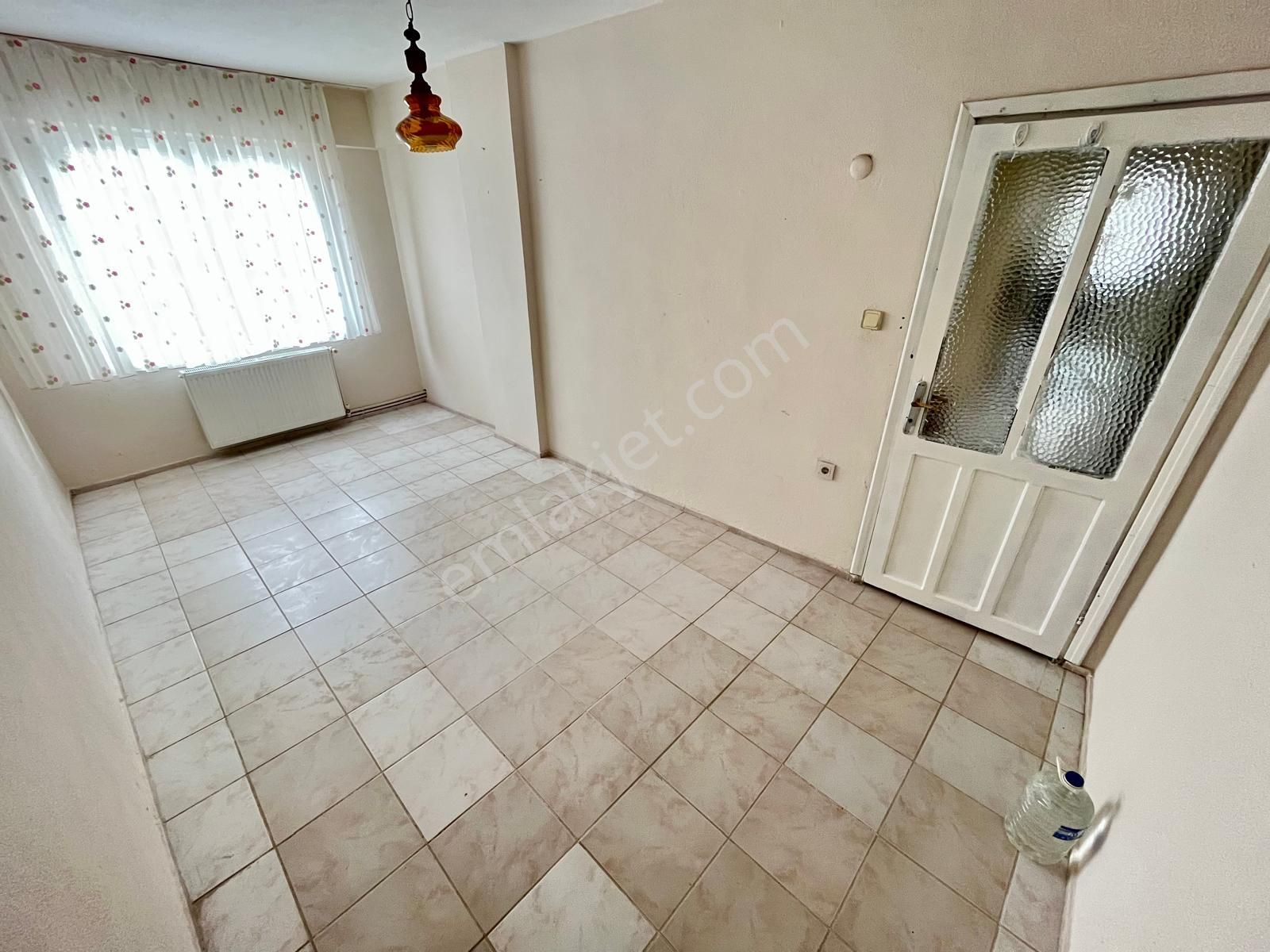 Akçay Sezgin Emlak'tan Arakat Ön Cephe Yüksek Kredili 2+1 Daire - Görsel 33