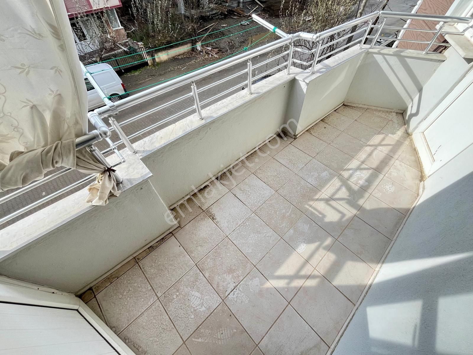 Akçay Sezgin Emlak'tan Arakat Ön Cephe Yüksek Kredili 2+1 Daire - Görsel 9