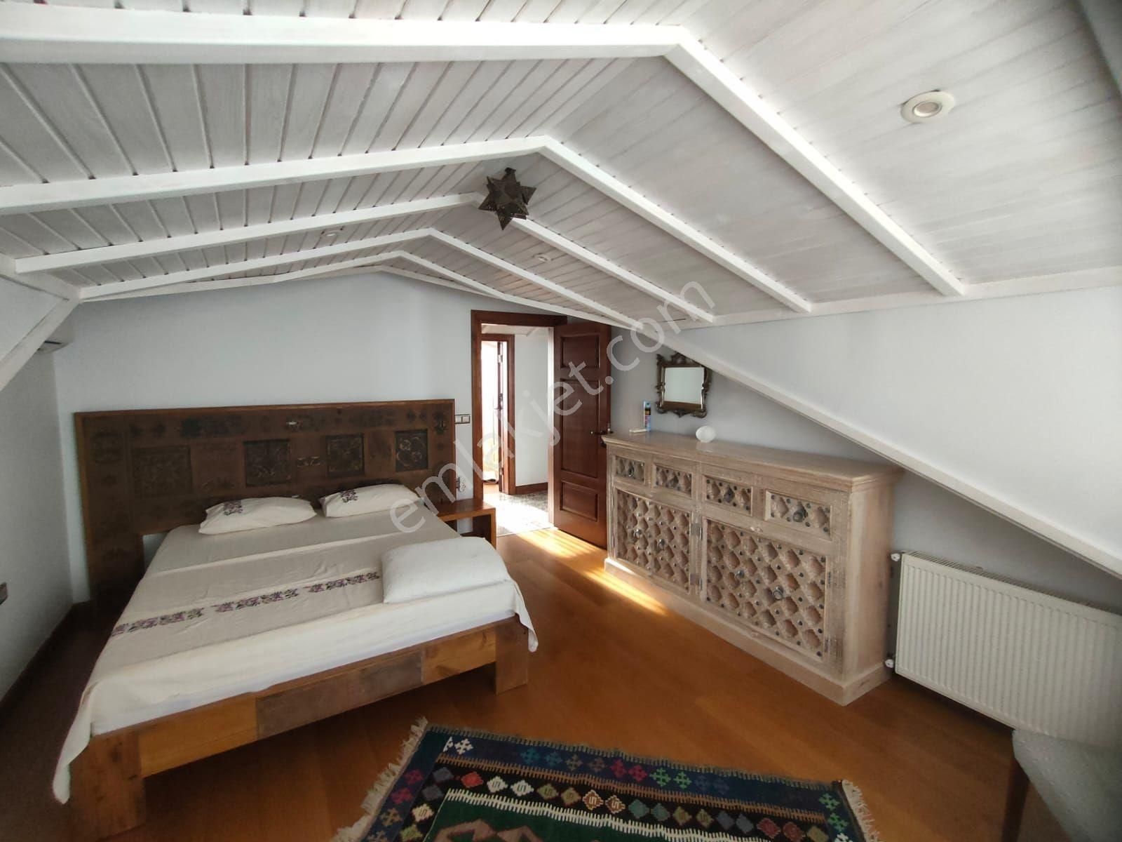 Tuzla Da Satılık 4+1 Eşyalı Daire - Görsel 18