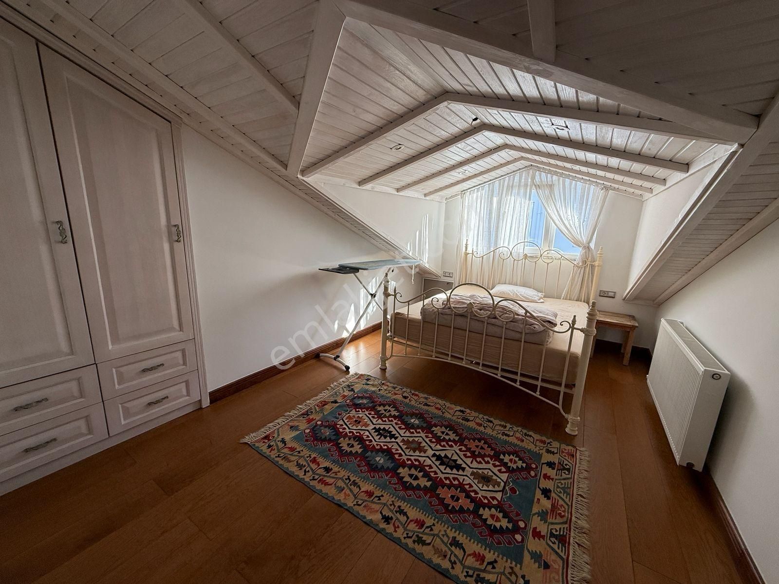 Tuzla Da Satılık 4+1 Eşyalı Daire - Görsel 23