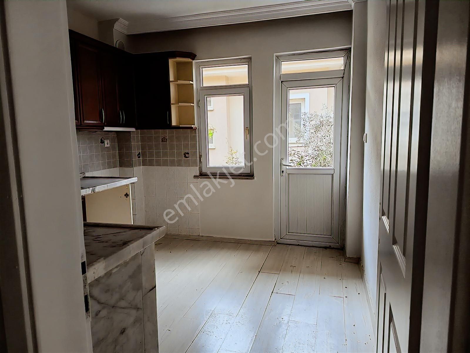 Stoptan Akarca Merkezi Konumda 3+1 Kiralık - Görsel 23