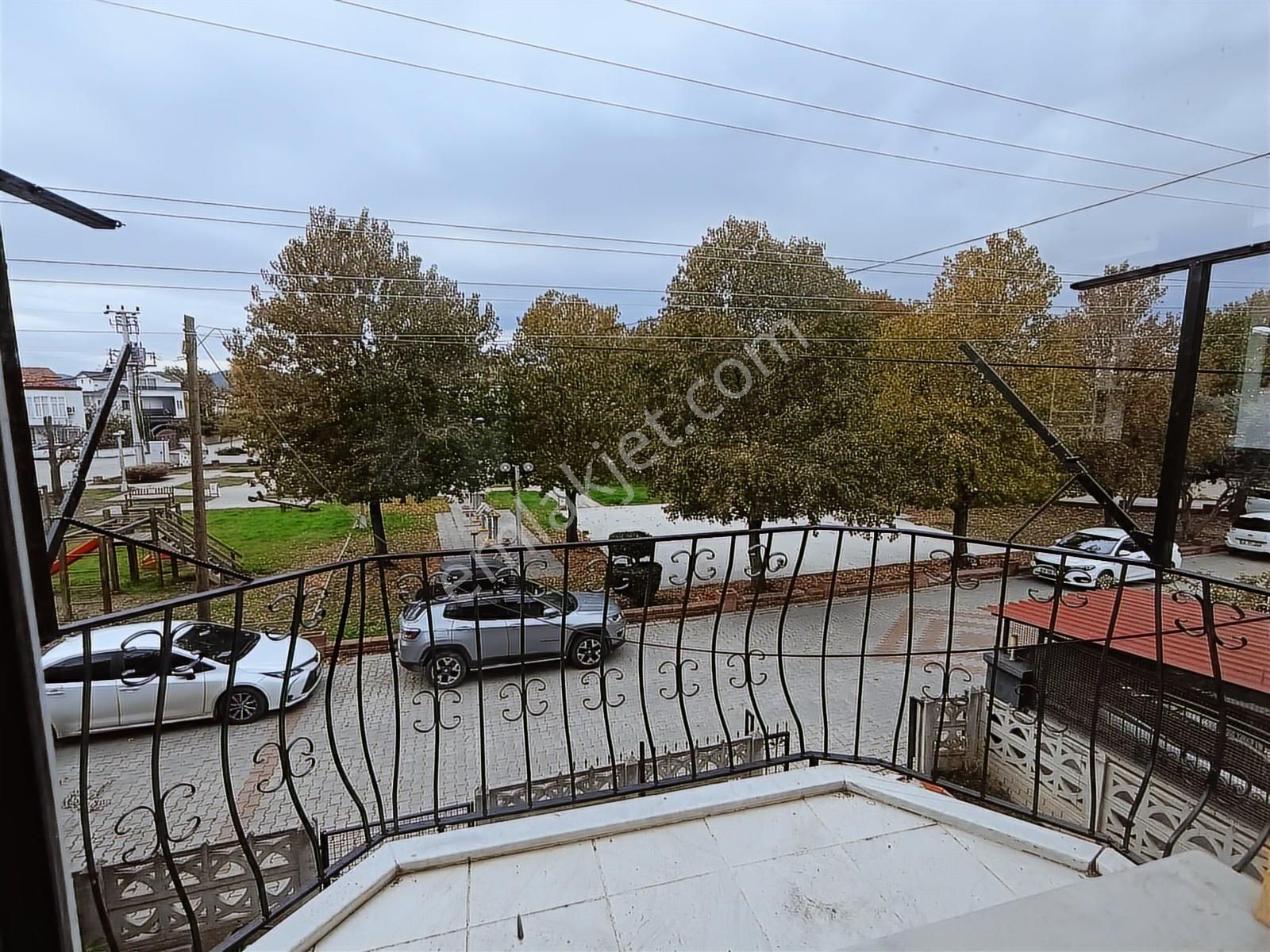 Stoptan Akarca Merkezi Konumda 3+1 Kiralık - Görsel 11