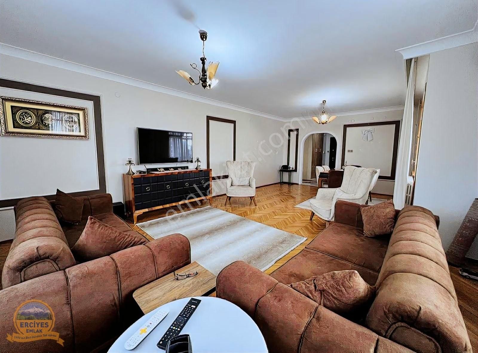 Erciyes'den Erenköy'de Ethemefendi Cad. Yakın Geniş 3+1 Balkonlu - Görsel 22