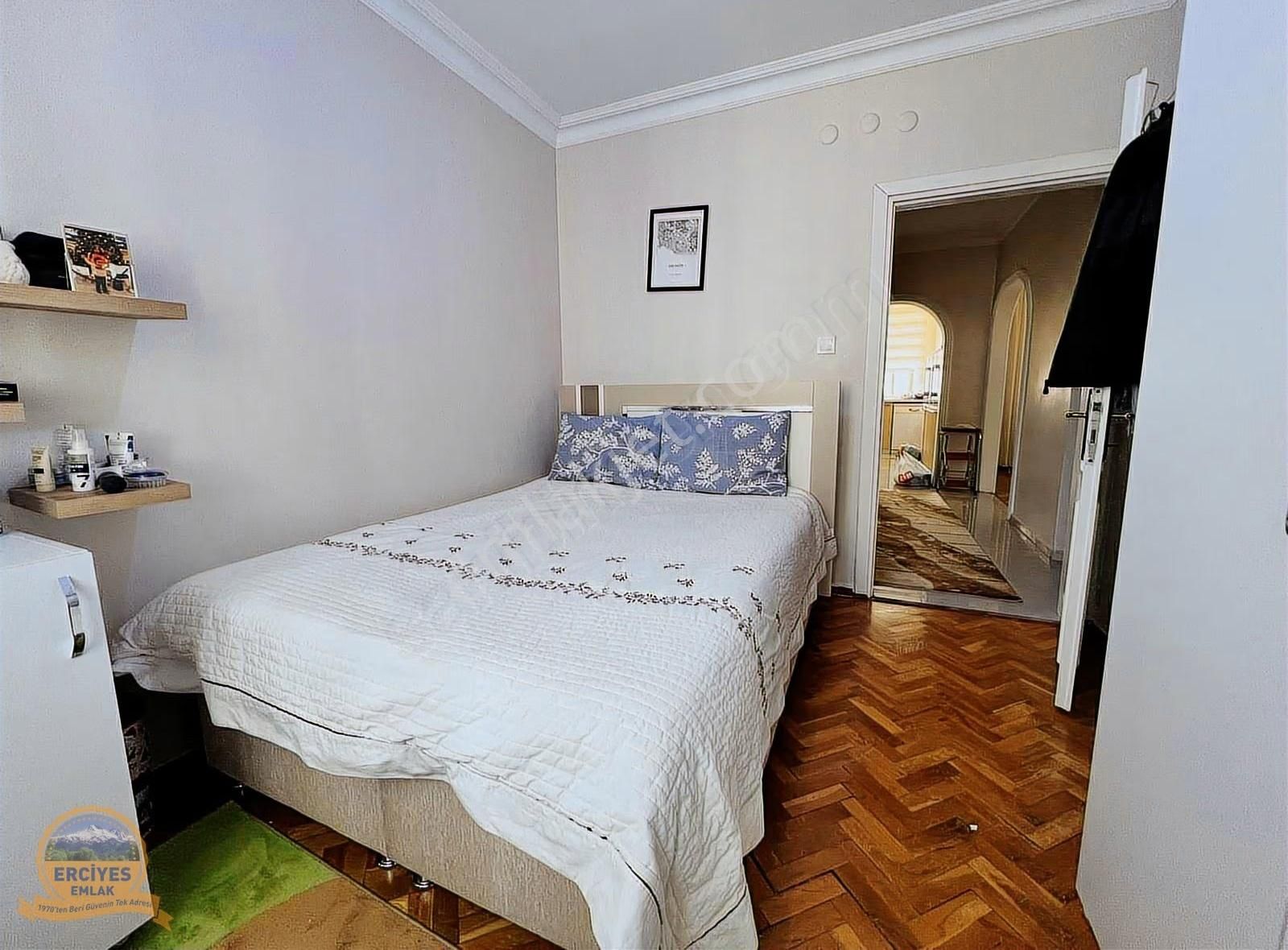 Erciyes'den Erenköy'de Ethemefendi Cad. Yakın Geniş 3+1 Balkonlu - Görsel 3