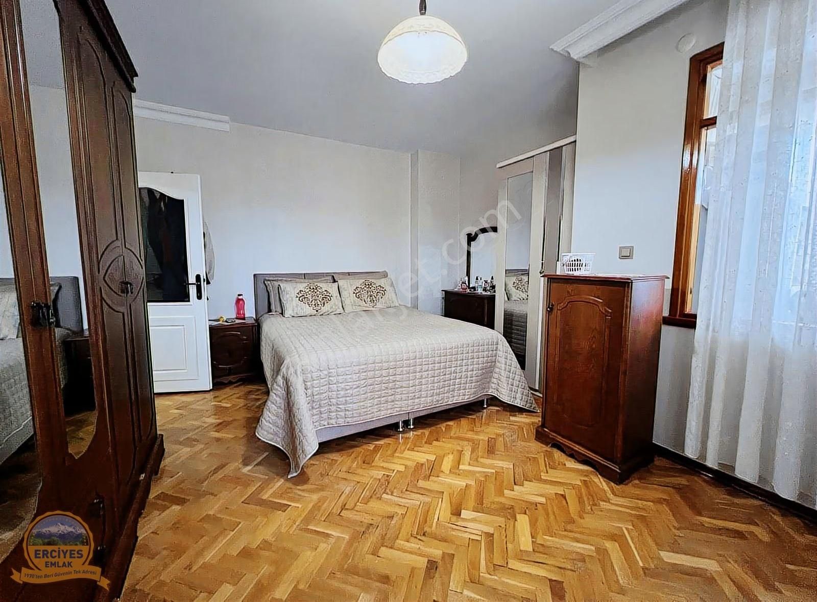 Erciyes'den Erenköy'de Ethemefendi Cad. Yakın Geniş 3+1 Balkonlu - Görsel 27