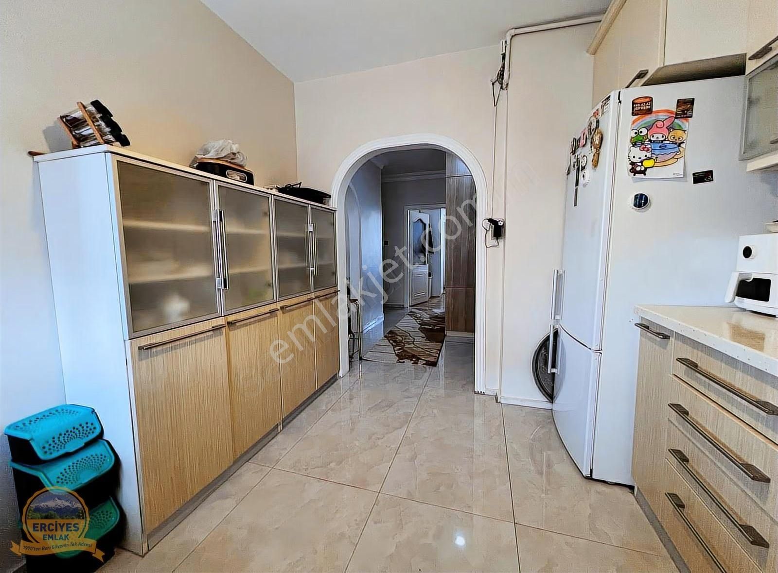 Erciyes'den Erenköy'de Ethemefendi Cad. Yakın Geniş 3+1 Balkonlu - Görsel 2