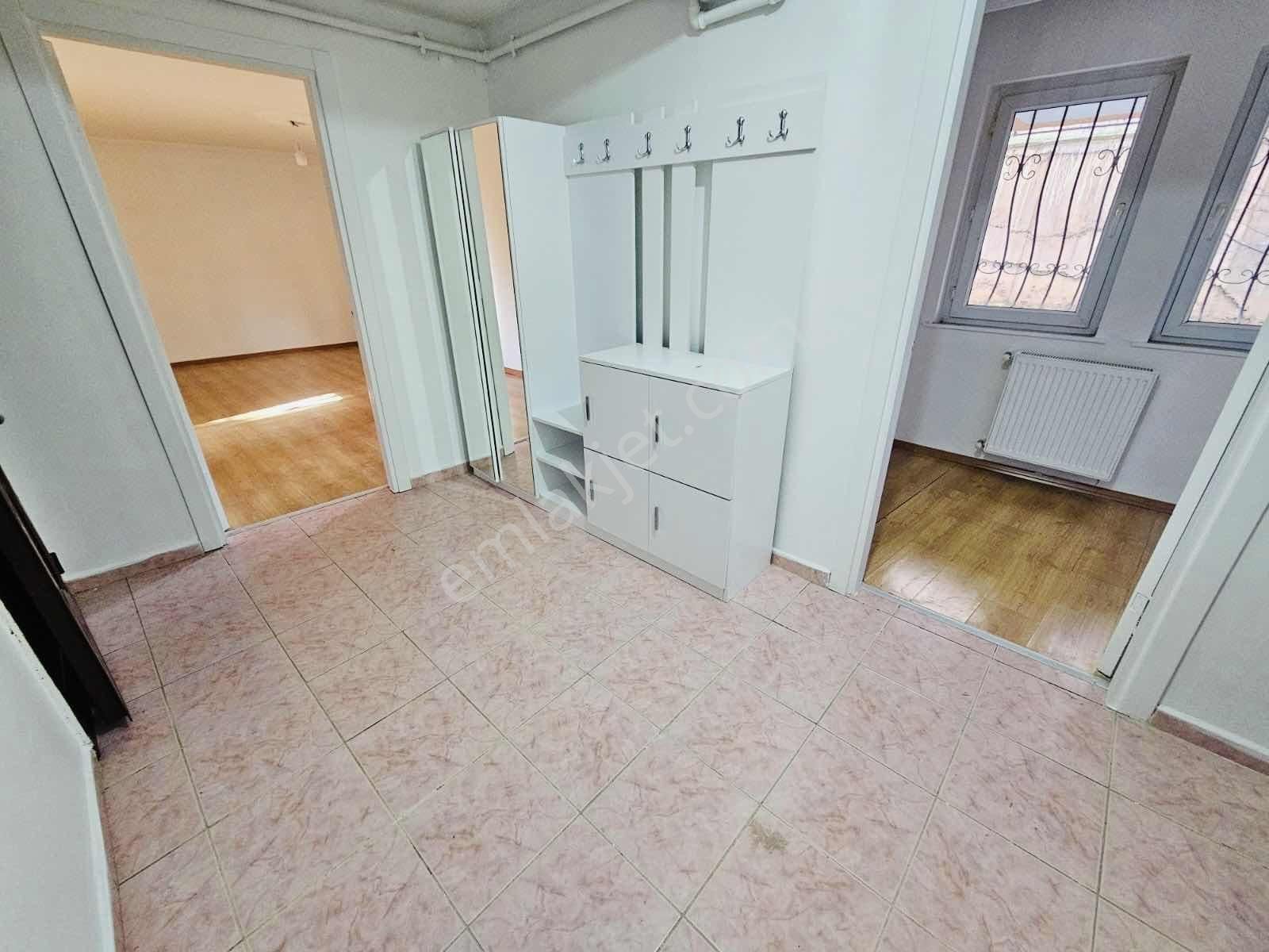 Şentürk Gayrimenkul'den//süper Konumda//kilerli Daire** - Görsel 9