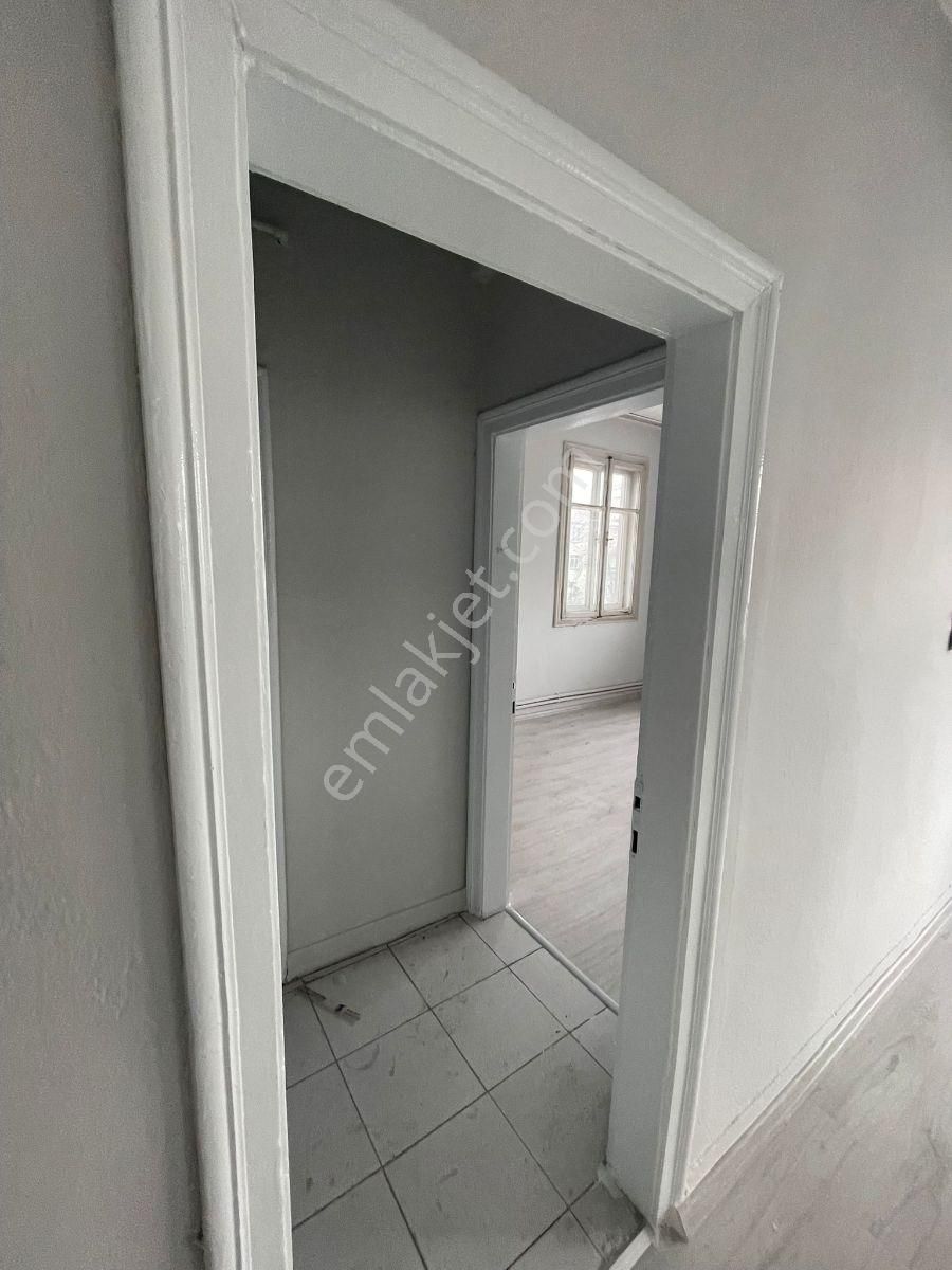 Fevziçakmak Mahallesi Satılık Kombili 3+1 Daire - Görsel 10