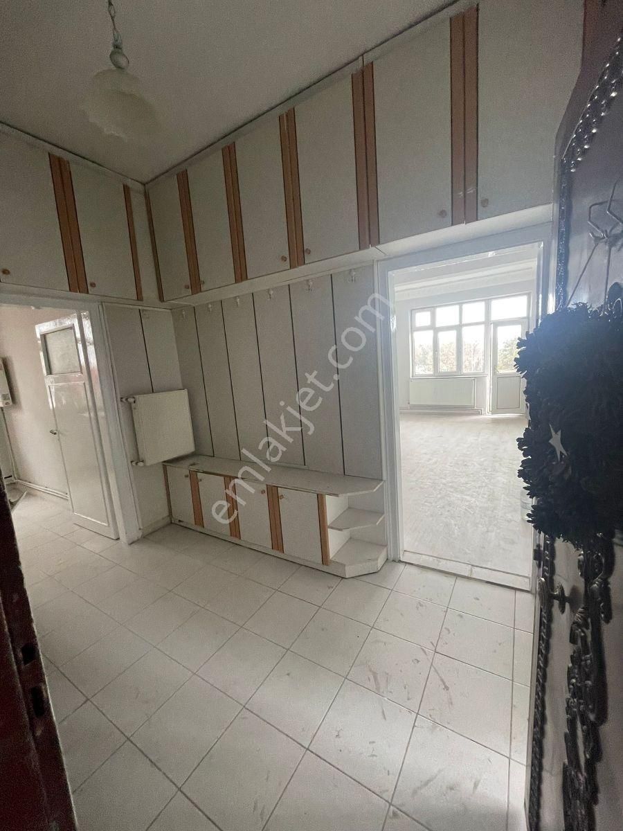 Fevziçakmak Mahallesi Satılık Kombili 3+1 Daire - Görsel 22