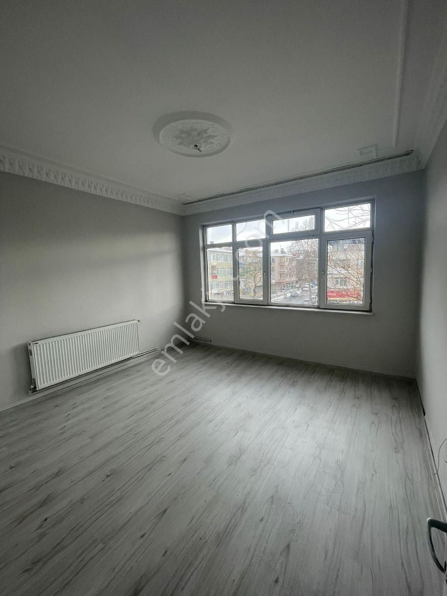 Fevziçakmak Mahallesi Satılık Kombili 3+1 Daire - Görsel 12