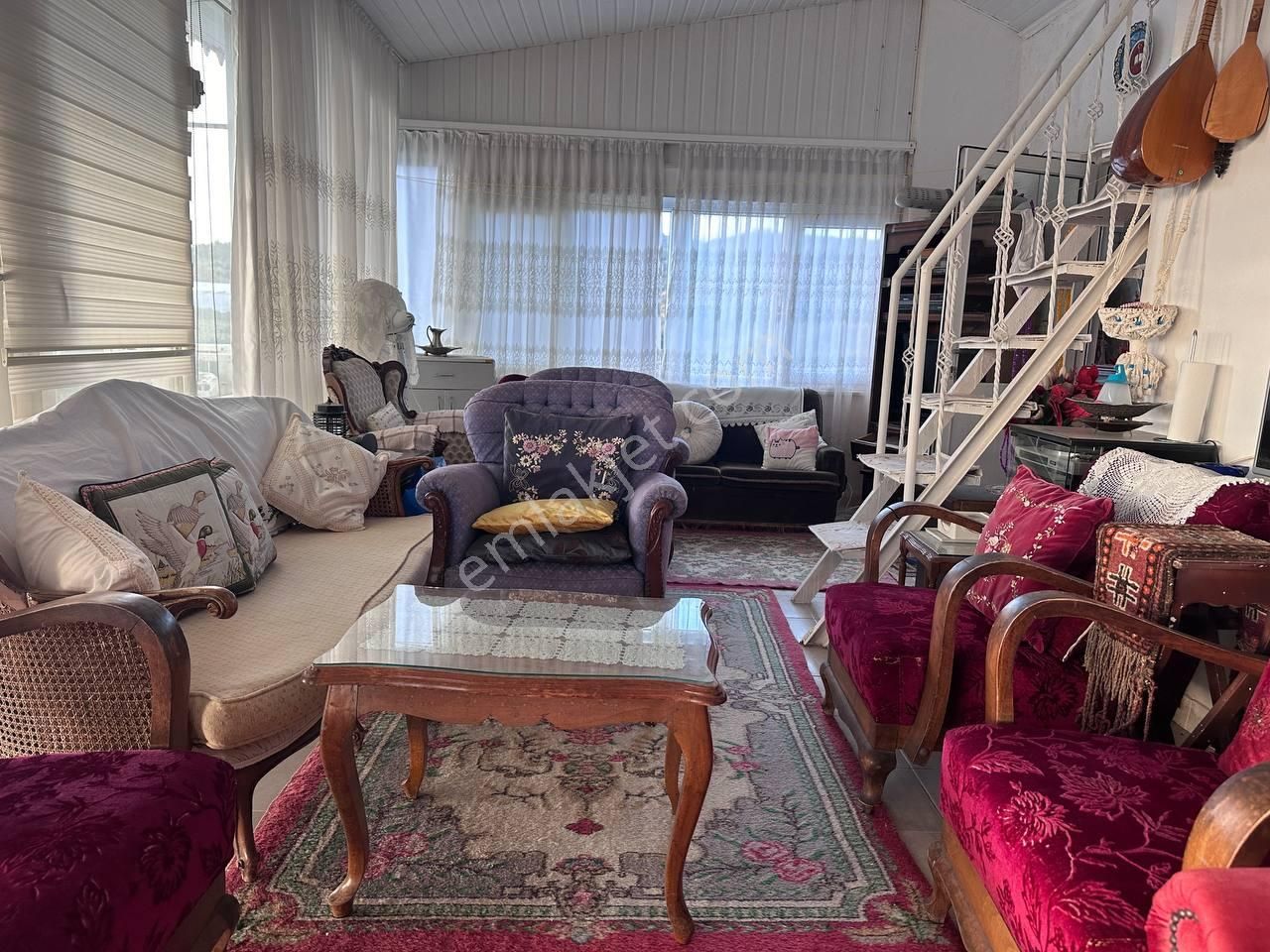 Yeşilöz'de 850 M2 Bahçeli Müstakil 3 Katlı Ev-deniz Manzaralı - Görsel 8