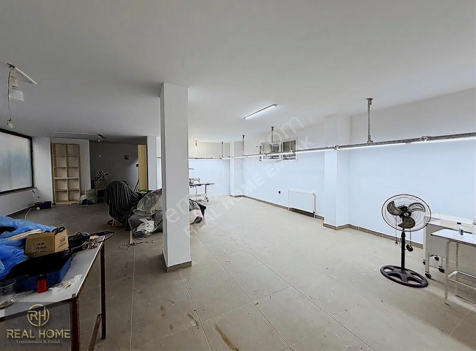 Kanarya Üst Bölge'de Kiracılı 160 M2 Satılık Dükkan Kelepir !! - Görsel 3