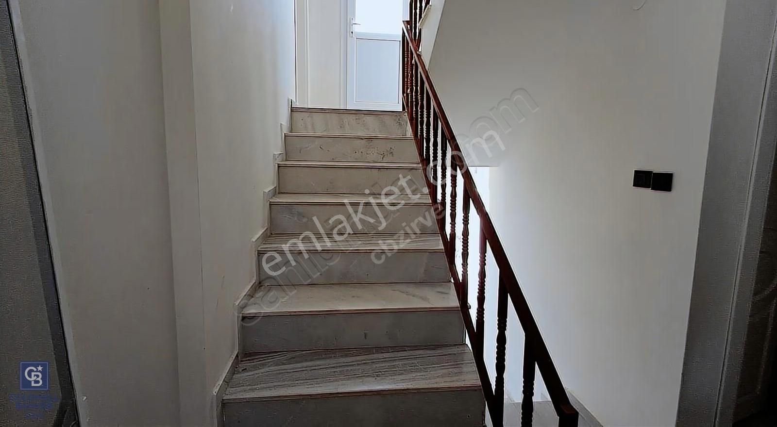 Didim Akbük De Full Tadilatlı Açık Deniz Manzaralı Villa - Görsel 15