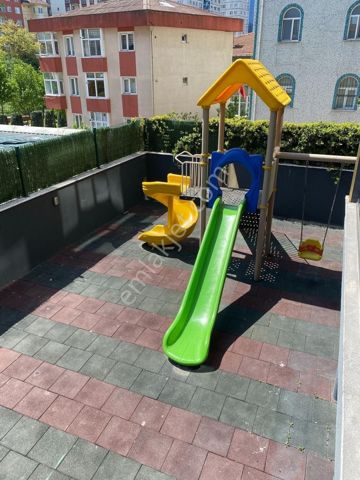 24 Saat Güvenlikli Sitede Havuz Manzaralı Fırsat - Görsel 27
